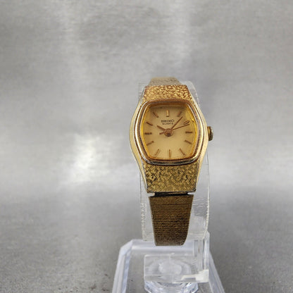 Seiko Watch Women 17mm Gold Dial Gold Tone Hexagon 4N015029 New Battery5