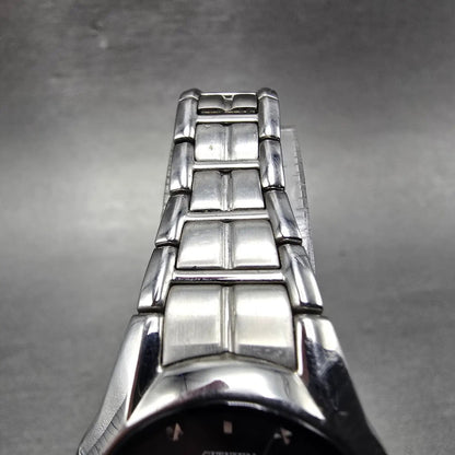 Citizen Eco-Drive Watch Women 25mm Black Dial Silver Tone Date E011-S058503 Runs4