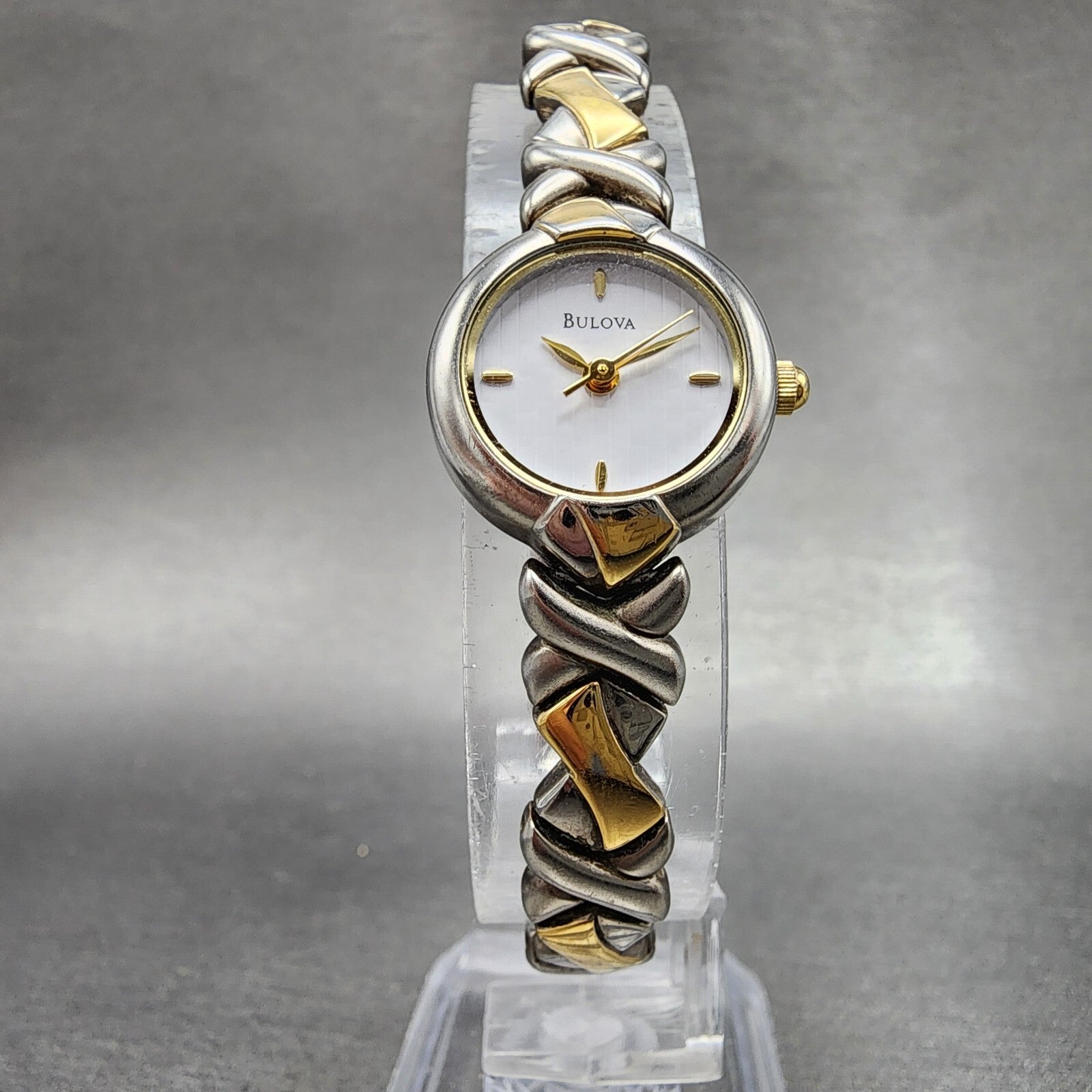 Bulova Watch Women 19mm White Dial Two Tone Round 98124 New Battery5