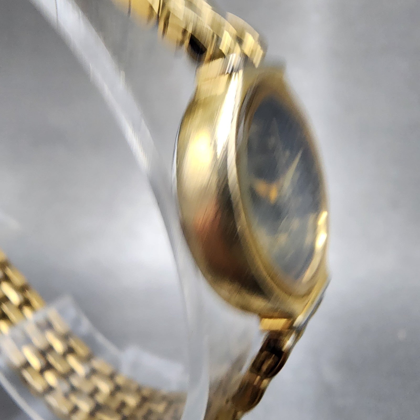 Citizen Watch Women 21mm Black Dial Gold Tone Round 5930S16806 New Battery3