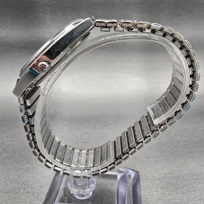 Seiko Pulsar Watch Men 36mm Silver Dial Silver Tone Daydate V533-9A00 New Batt6