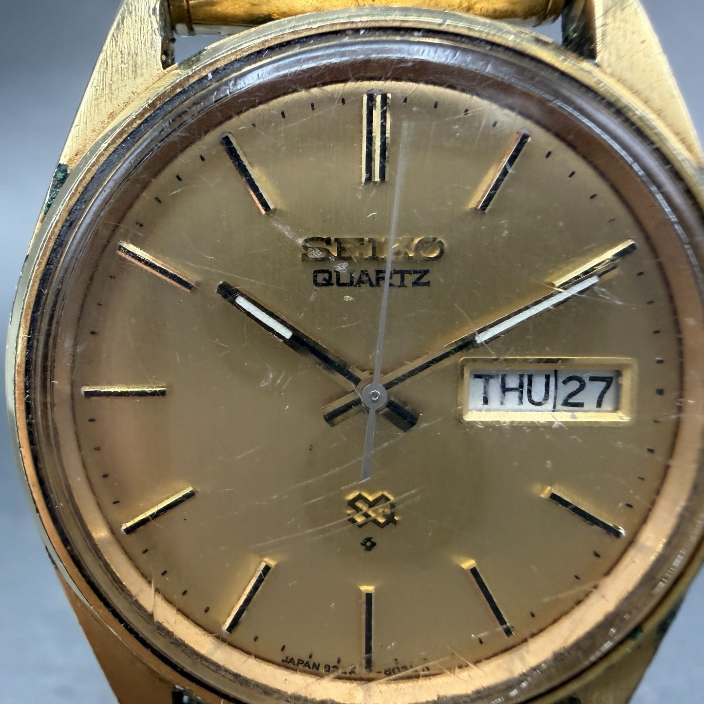 Seiko SQ Watch Men 35mm Gold Dial Gold Tone Daydate Round 8223-8019 New Battery1