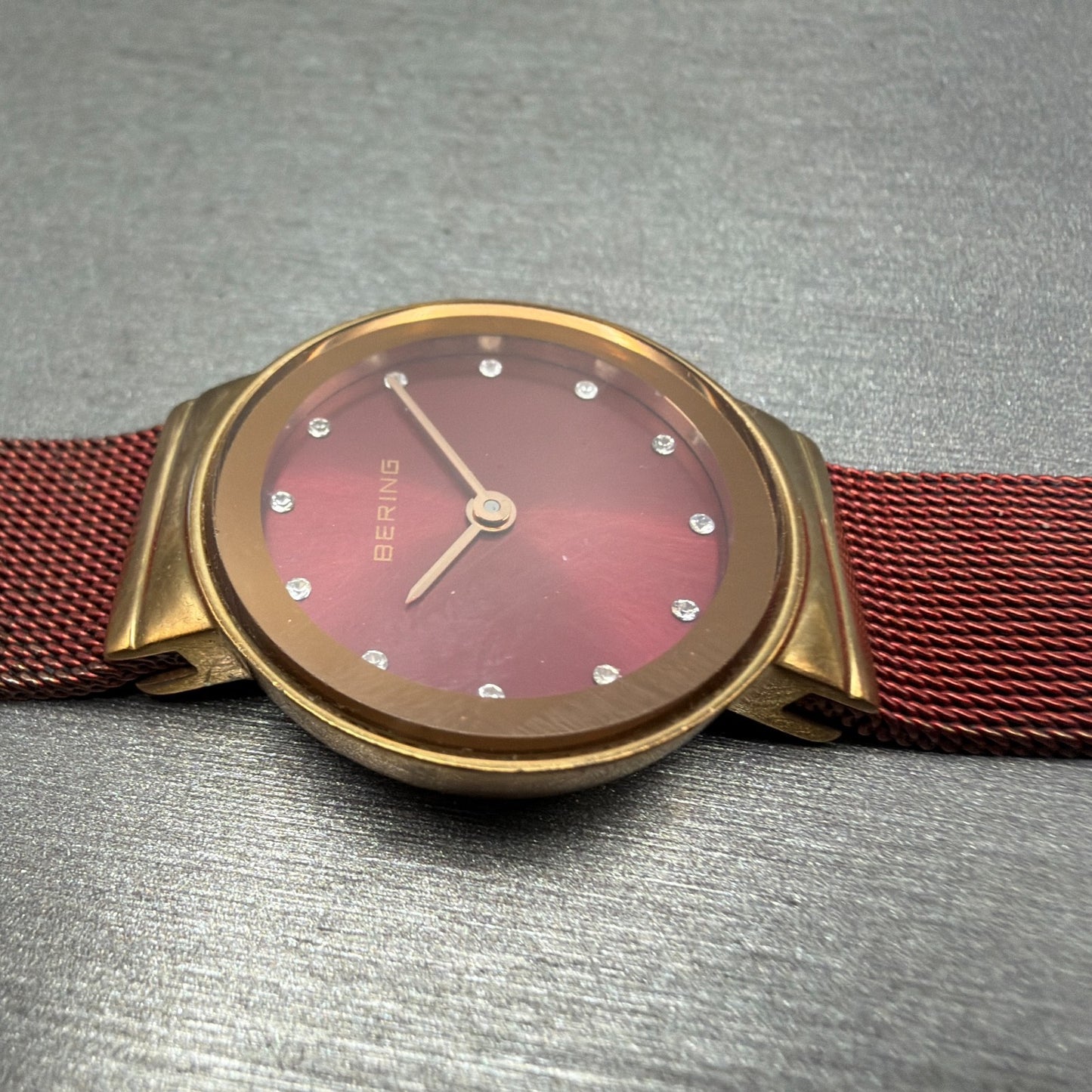 Bering Watch Women 25mm Red Dial Rose Gold Tone Round READ!!! New Batt 10126-3635