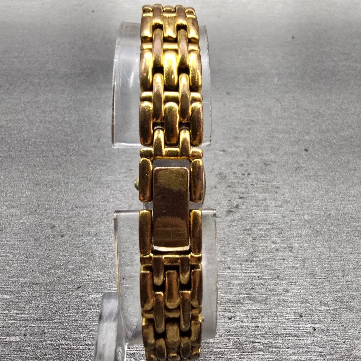 Seiko Watch Women 17mm White Dial Gold Tone Oval V400-1019 New Battery Vintage7