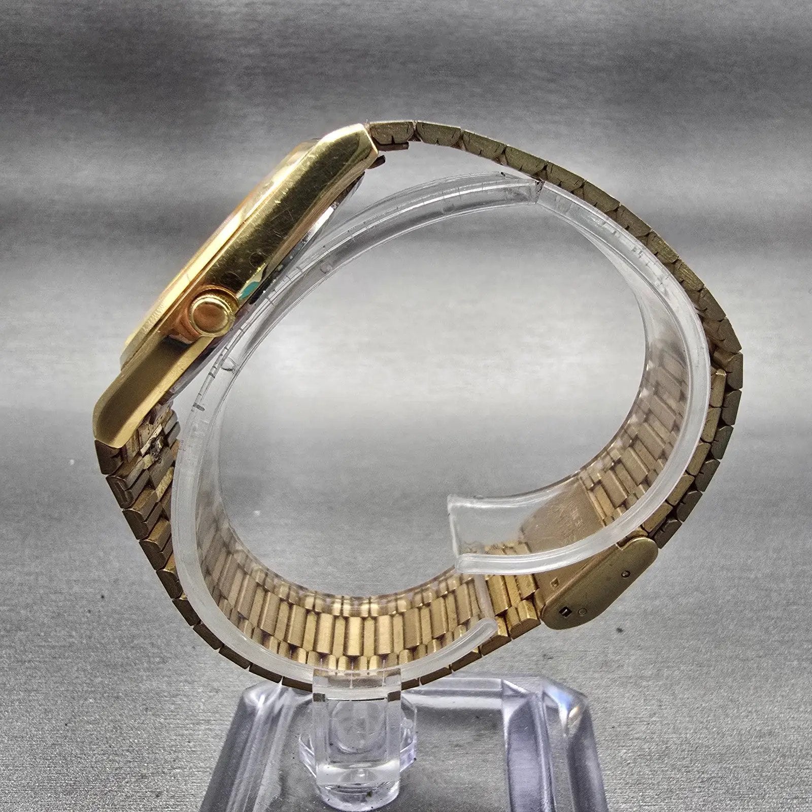 Seiko Watch Men 33mm Champagne Dial Gold Tone Daydate Round 5Y23-8119 New Batt6