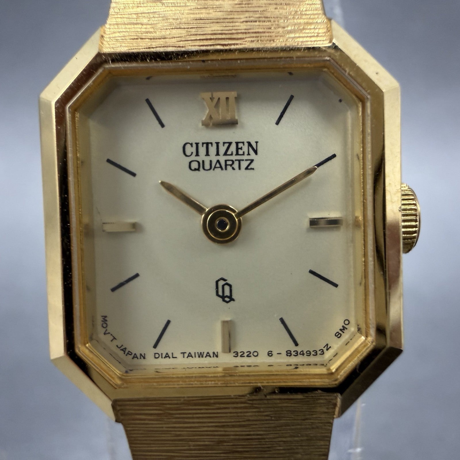 Citizen CQ Watch Women 16mm Cream Dial Gold Tone Octagon 3220-949871 New Batt1