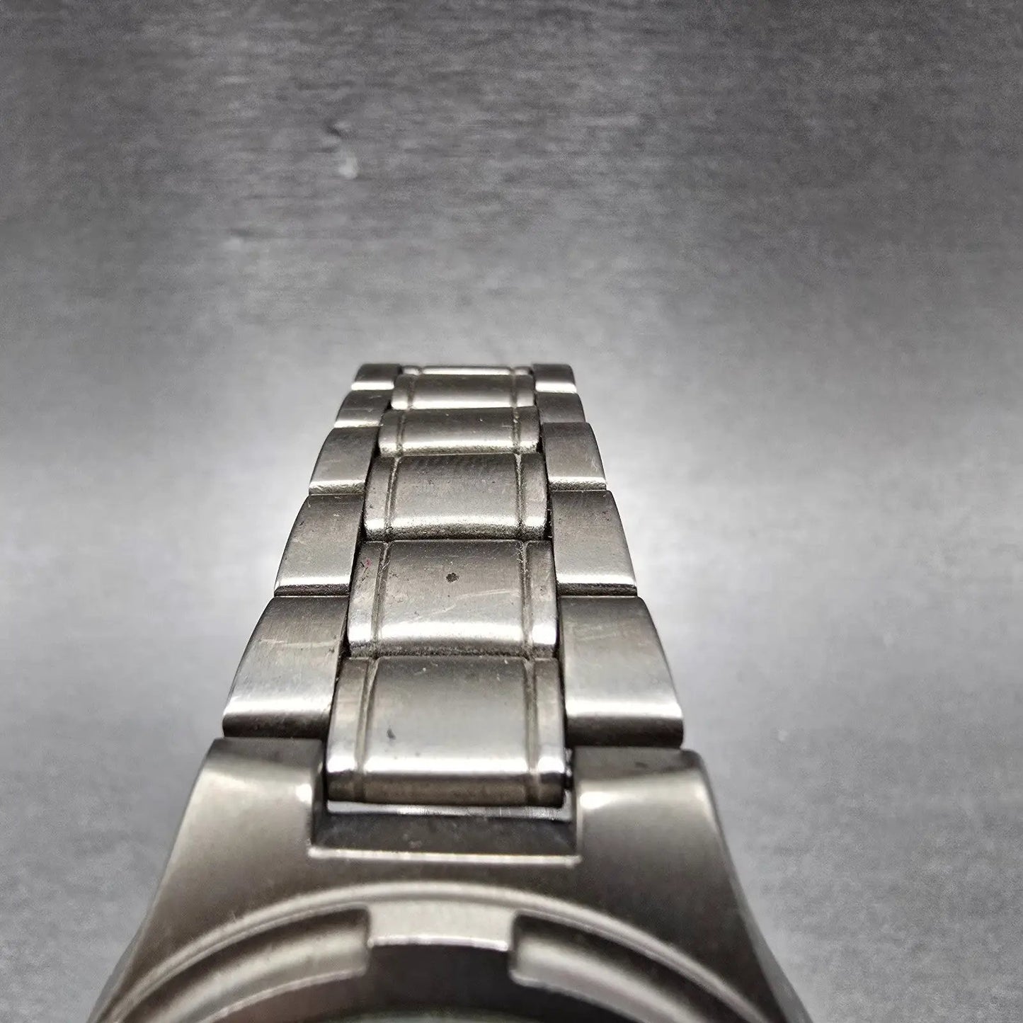 Seiko Alba Epsilon Watch Men 36mm Gray Dial Titanium Daydate V14J-0A10 Runs4