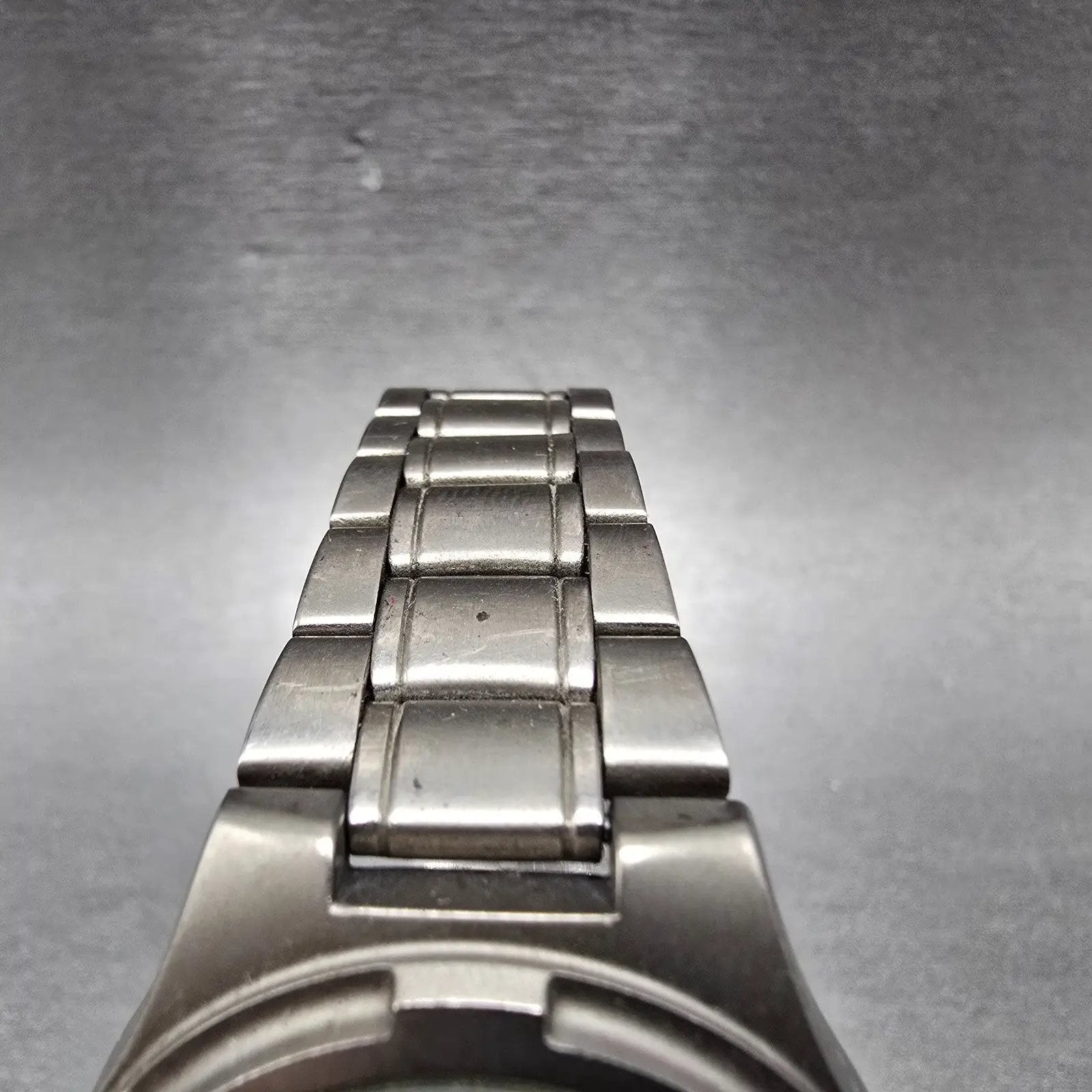 Seiko Alba Epsilon Watch Men 36mm Gray Dial Titanium Daydate V14J-0A10 Runs4