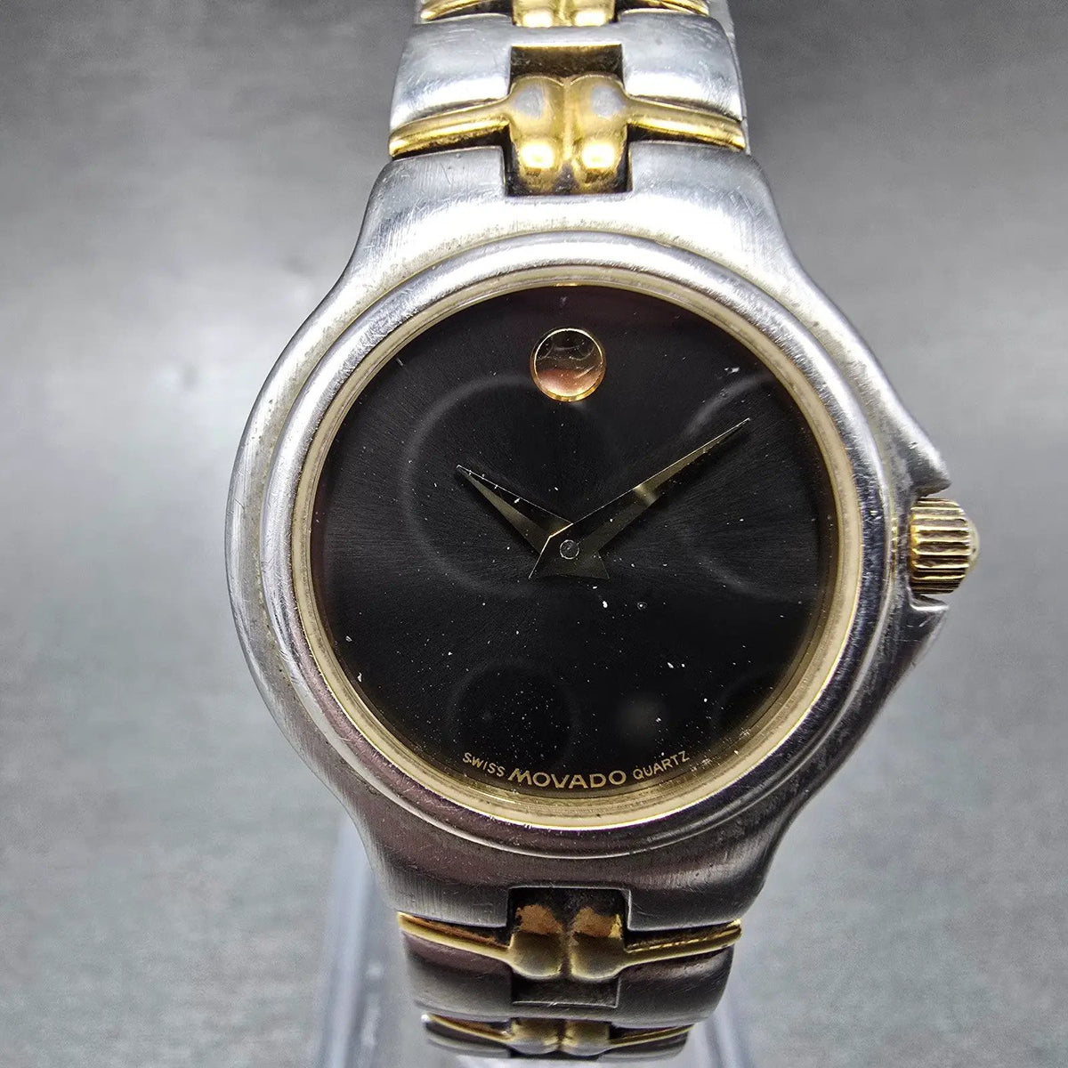 Movado Museum Watch Women 26mm Black Dial Two Tone Round 81.A1.827 New Battery K0