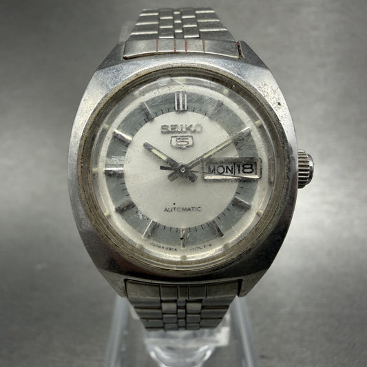 Seiko 5 Automatic Watch Women 25mm Silver Dial Steel Daydate 2906-0140 PARTS0