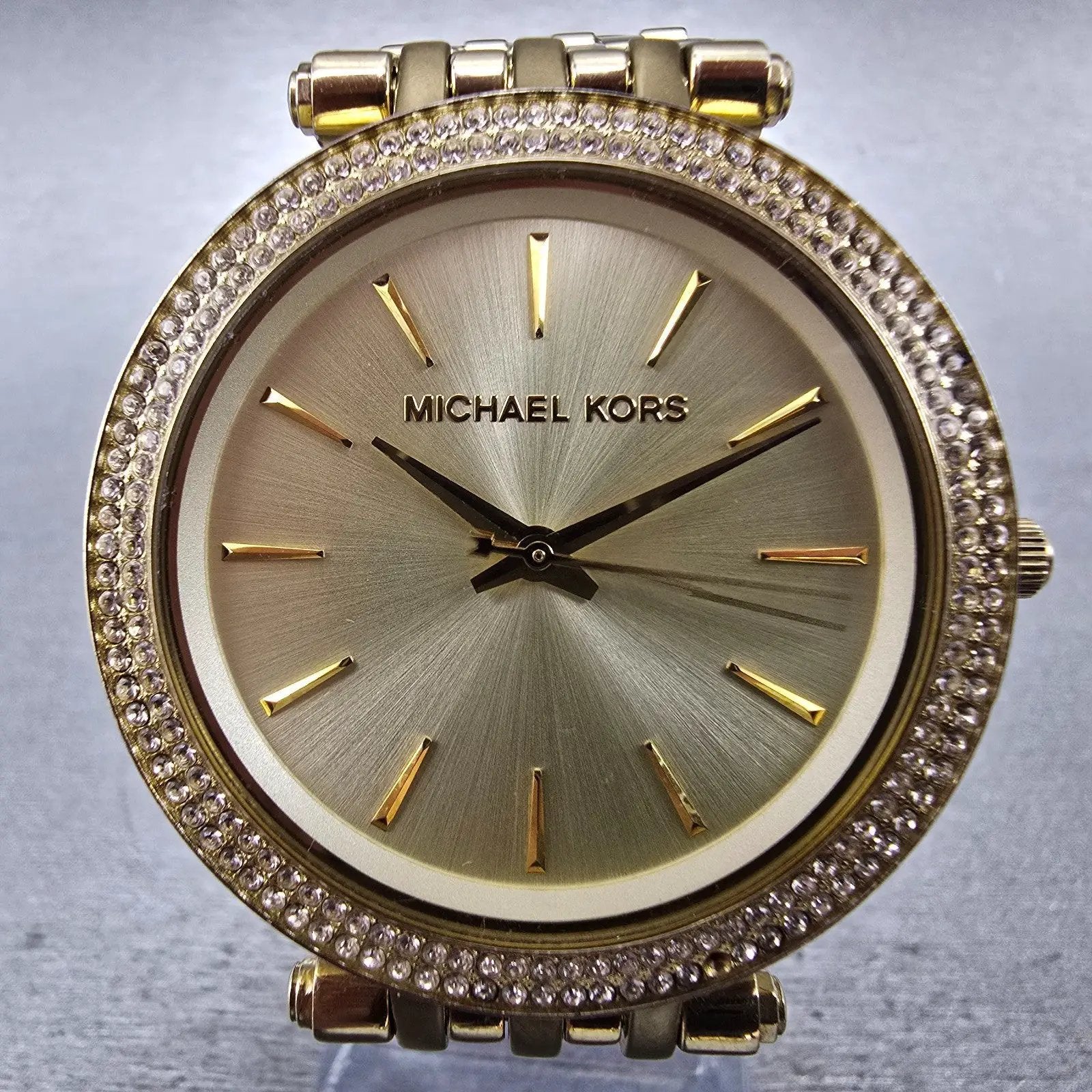 Michael Kors Darci Watch Women 39mm Champagne Dial Gold Tone MK-3191 New Batt LP1