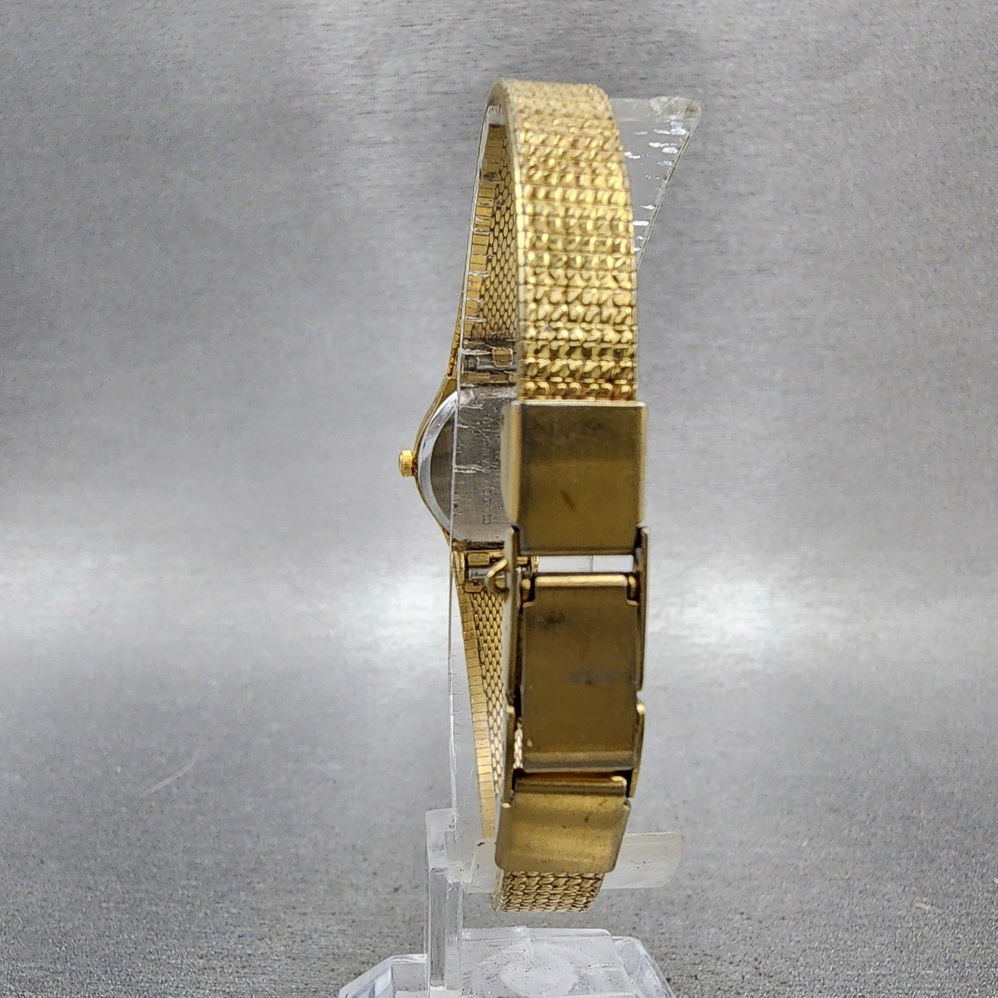 Citizen Watch Women 18mm Black Dial Gold Tone Round 5930R02467 New Battery7