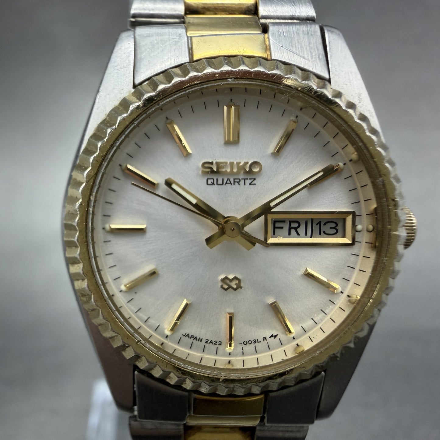Seiko SQ Watch Women 25mm Silver Dial Two Tone Daydate Round 2A23-0039 NewBat IP1