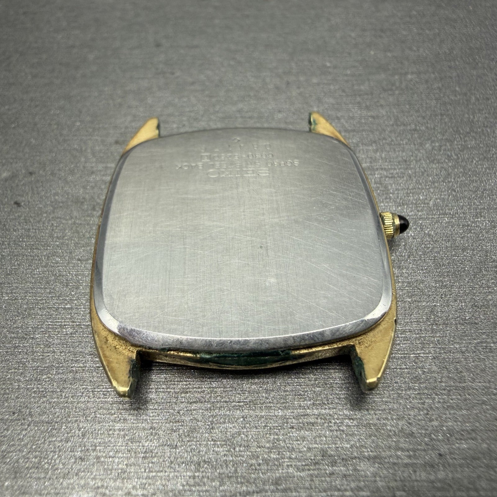 Seiko Watch Men 30mm Champagne Dial Gold Tone Rectangle 6030-5250 New Battery8