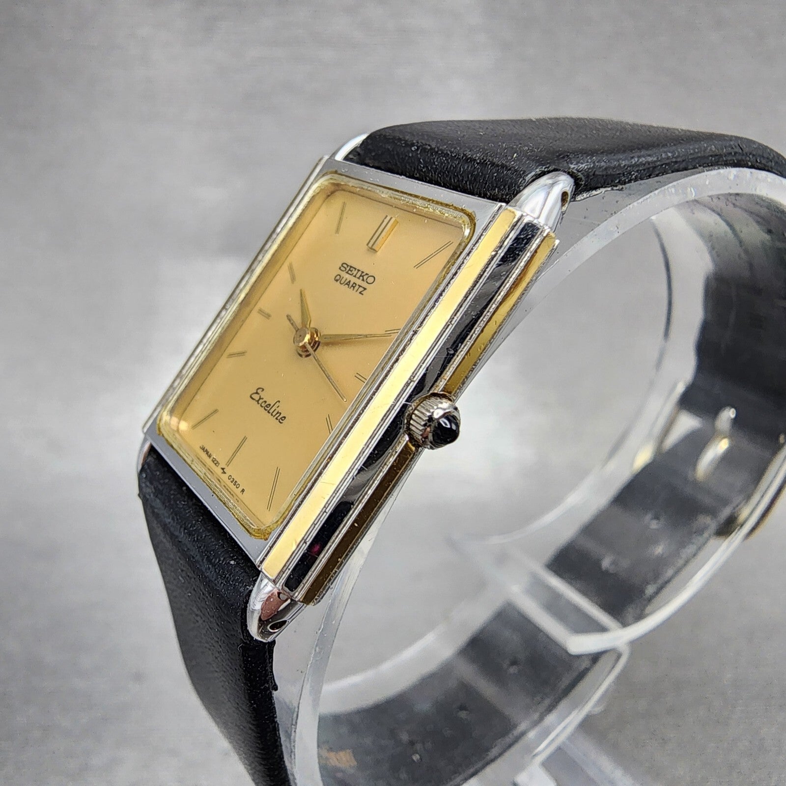 Seiko Exceline Tank Watch Women 19mm Gold Dial Two Tone Rectangle New Battery2