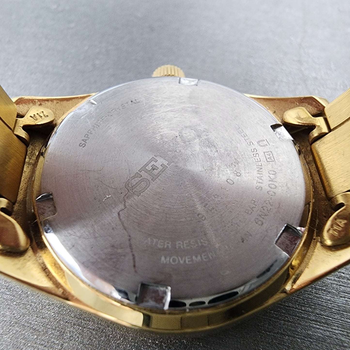 Seiko Watch Women 30mm White Dial Gold Tone Date 6n2200k0 New Battery9