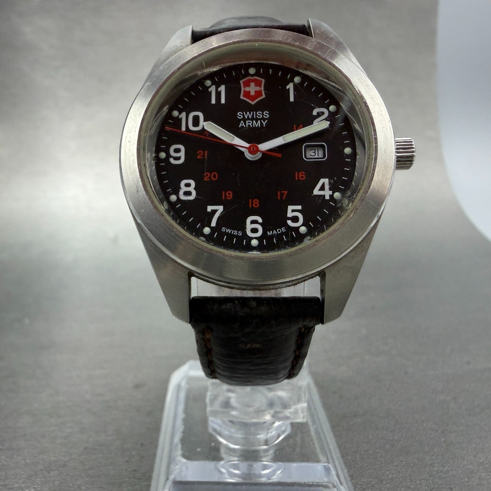 Victorinox Swiss Army Garrison Watch Women 34mm Black Dial Steel Date New Batt5