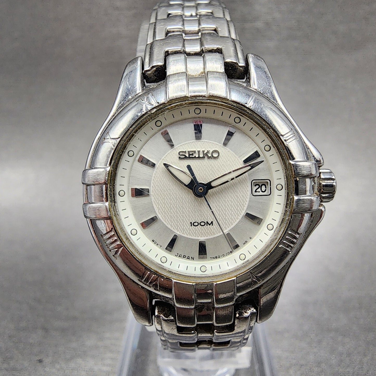 Seiko Watch Women 26mm White Dial Steel Date Round 7N820DP0 New Battery0