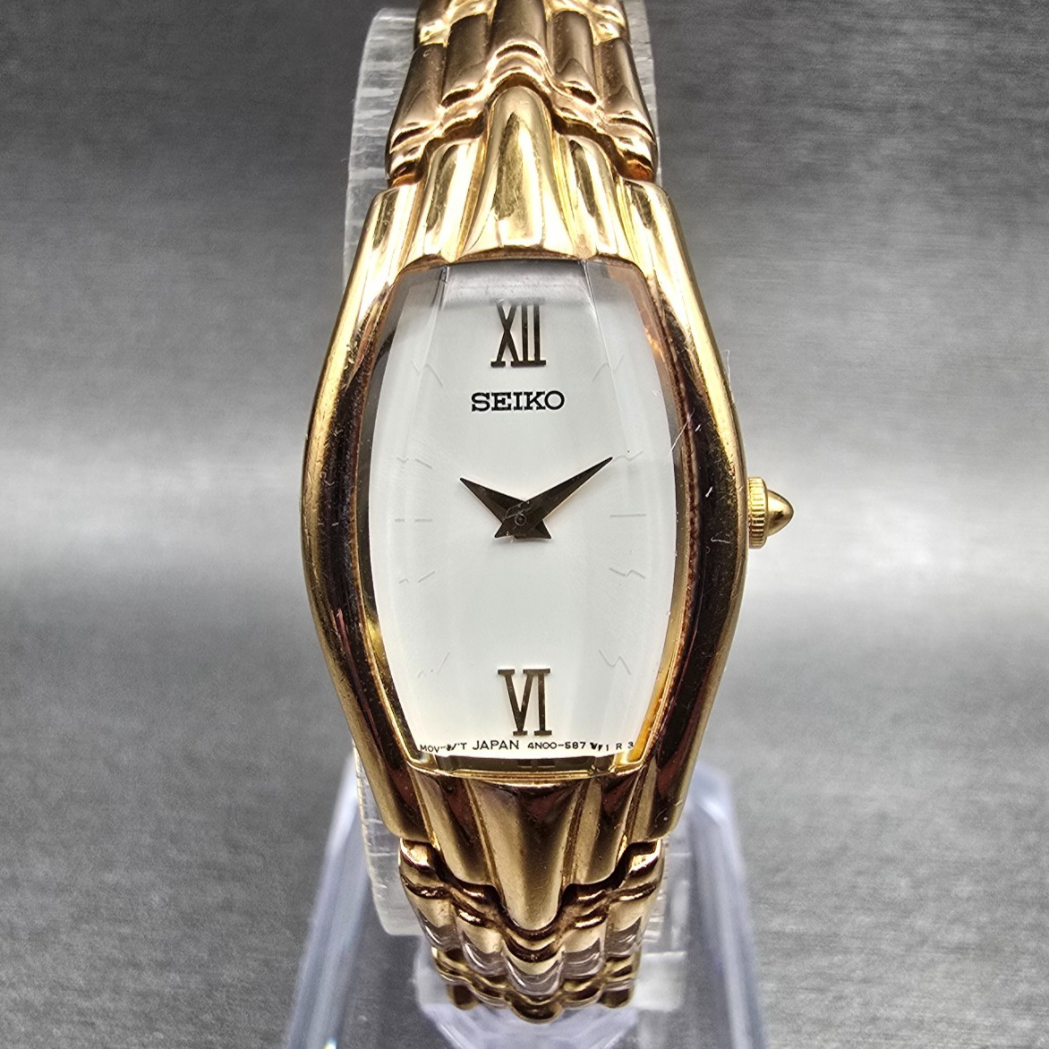 Seiko Watch Women 18mm White Dial Gold Tone Oval 4N00-7209 New Battery Vintage0