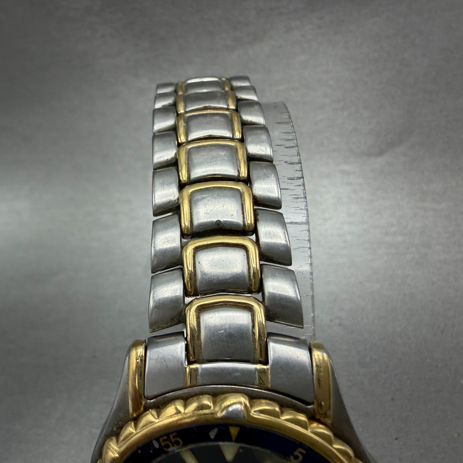 Bulova Marine Star Dive Watch Men 38mm Blue Dial Two Tone Date New Battery4