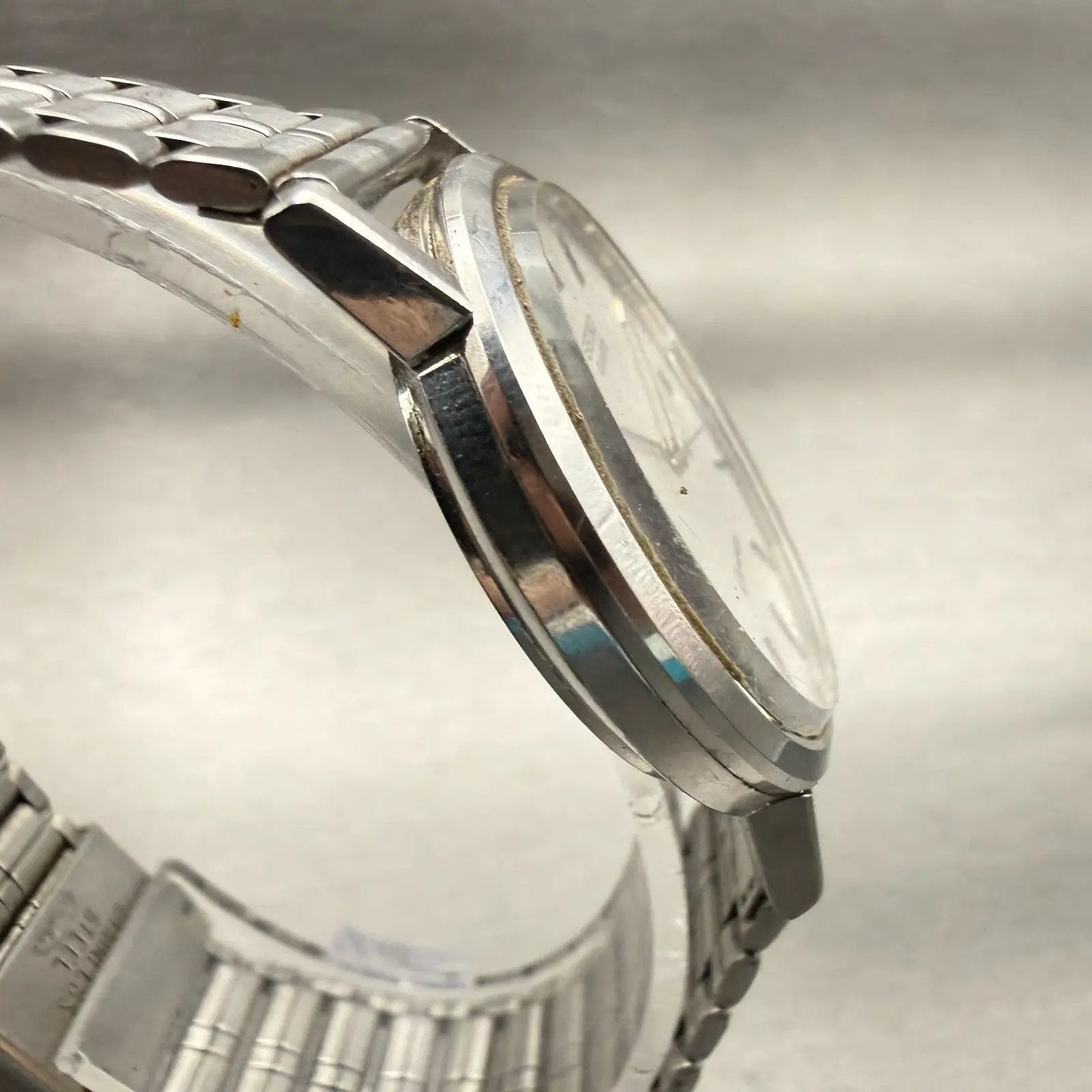 Seiko Chronos Watch Unisex 32mm Silver Dial Silver Date Round 7432-8000 New Batt3