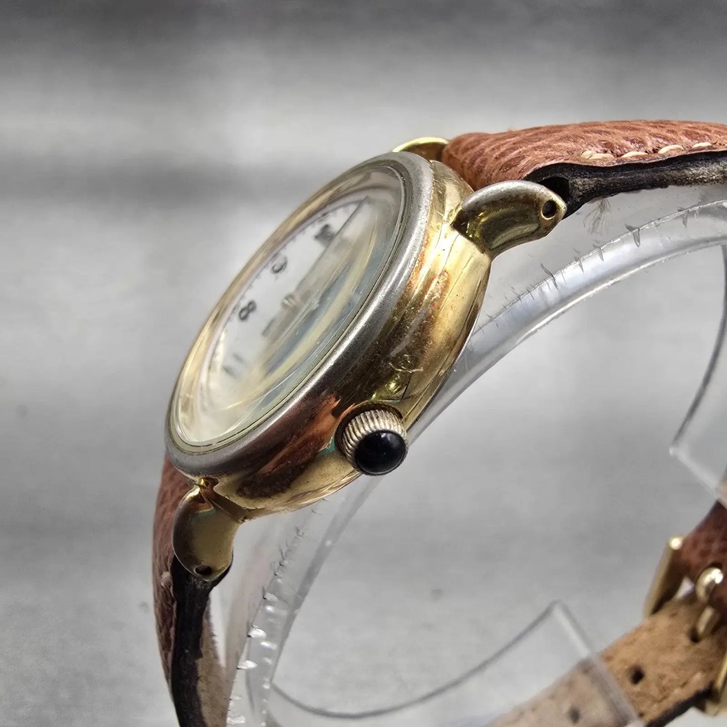 Seiko Alba Success Watch Women 24mm White Dial Gold Tone Round V306-6390 New Bat2
