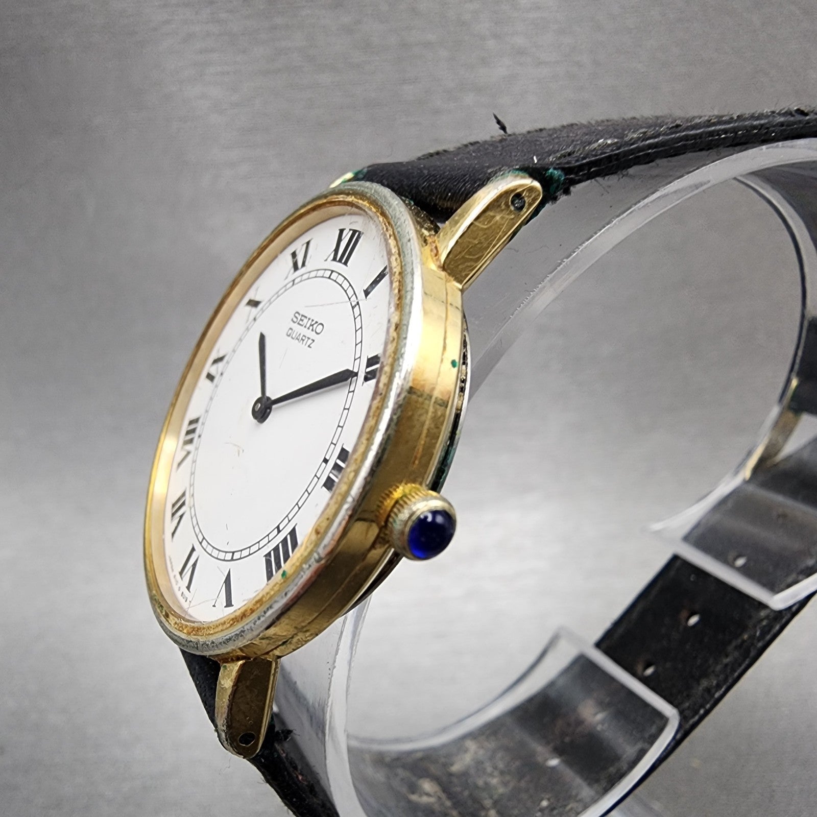 Seiko Watch Women 32mm White Dial Gold Tone Round 41108007 New Battery2
