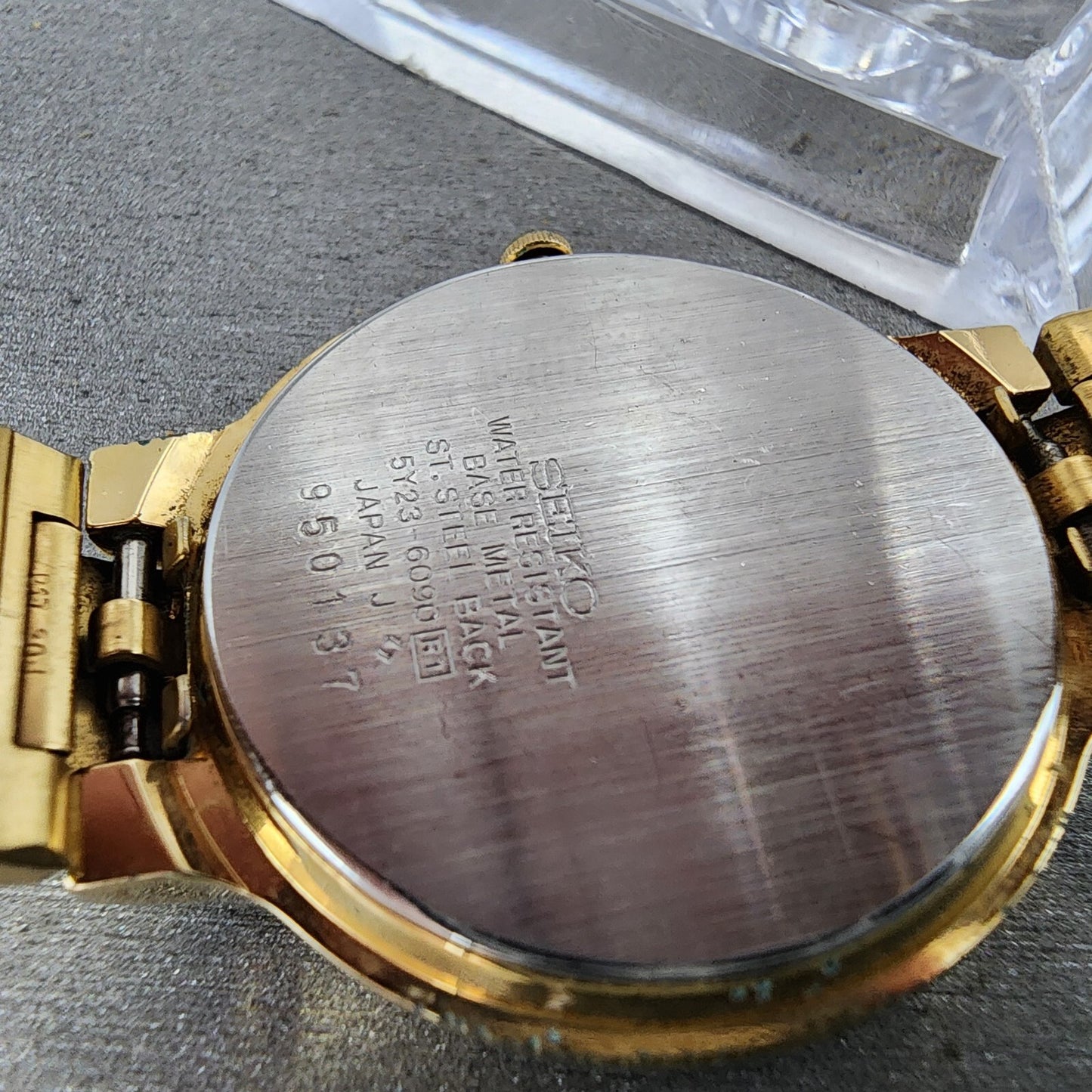 Seiko Watch Men 33mm Gold Dial Gold Tone Daydate Round 5Y236090 New Battery9