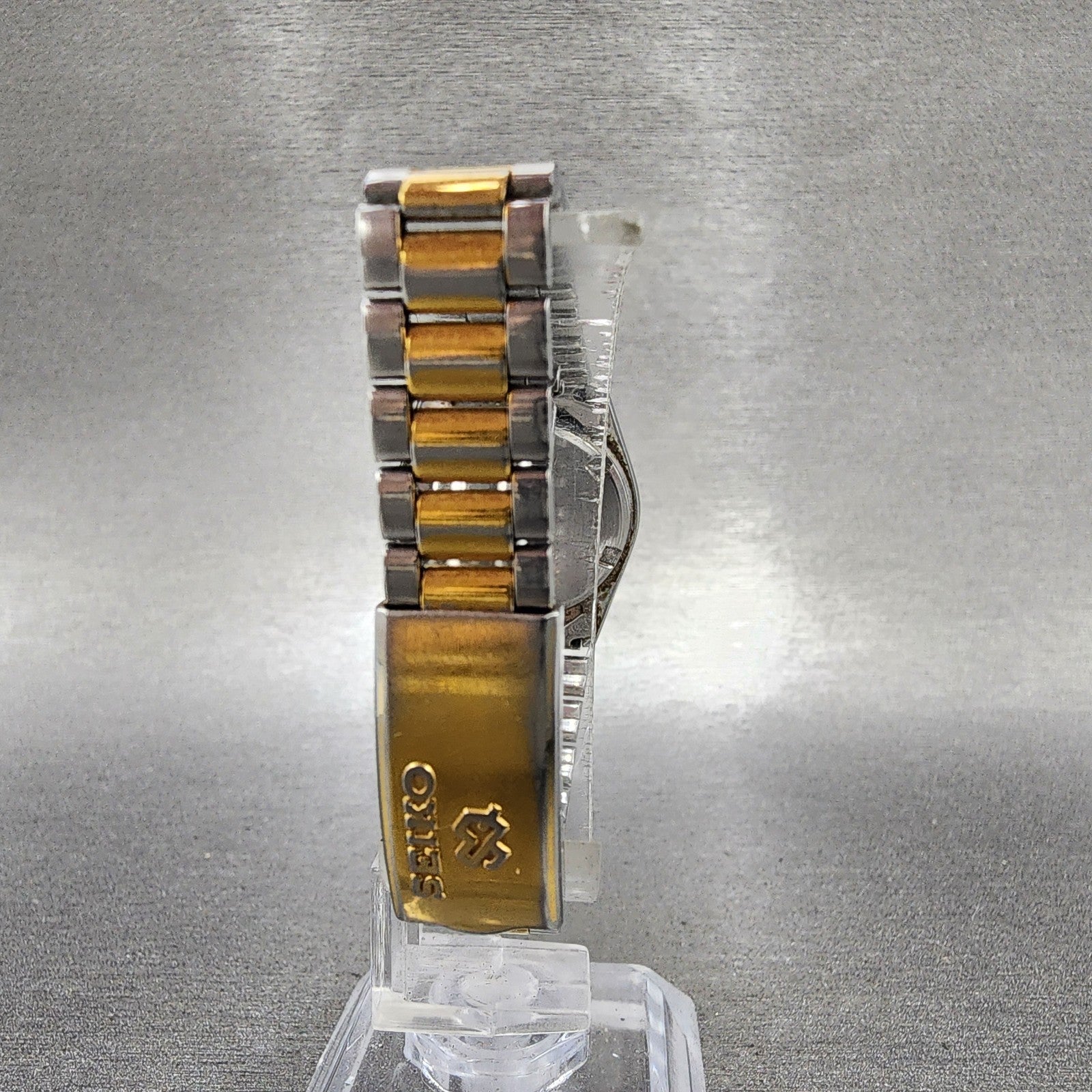 Seiko SQ Watch Women 24mm Silver Dial Two Tone Daydate 3e230a69 New Battery7