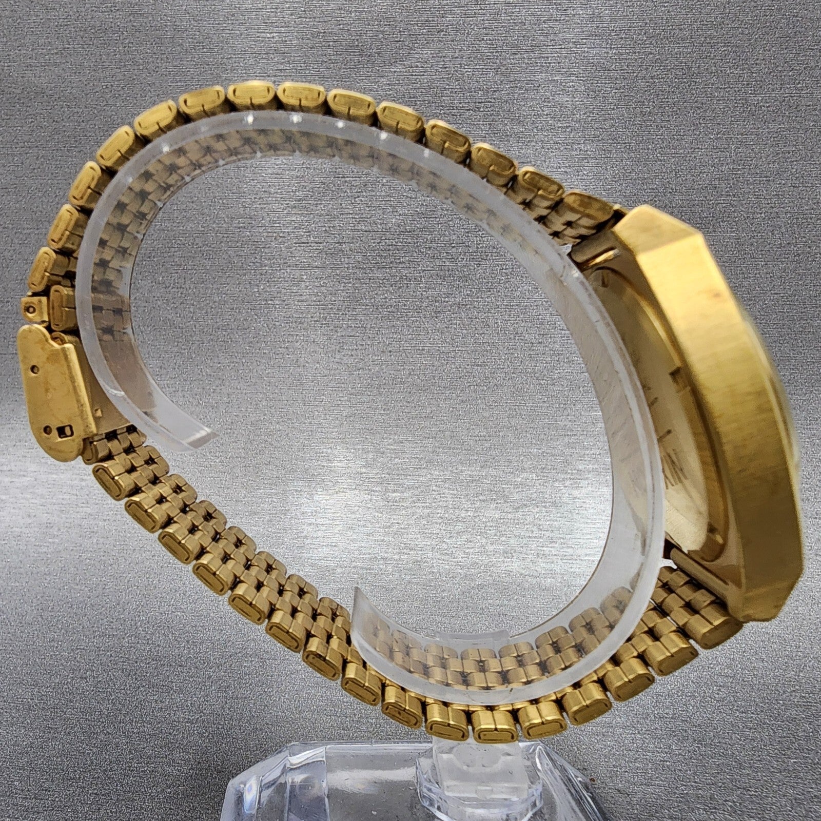 Nixon Time Teller Watch Men 37mm Gold Dial Gold Tone Round New Battery8