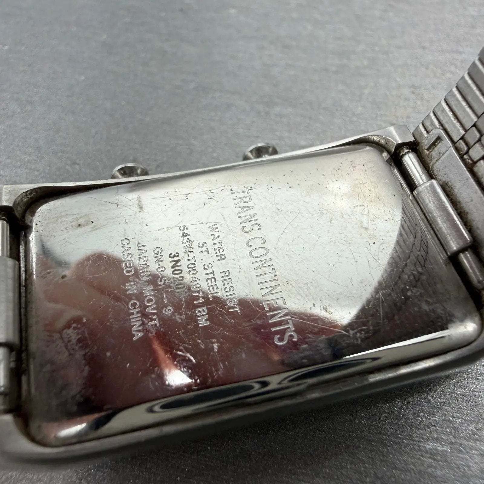 48560902