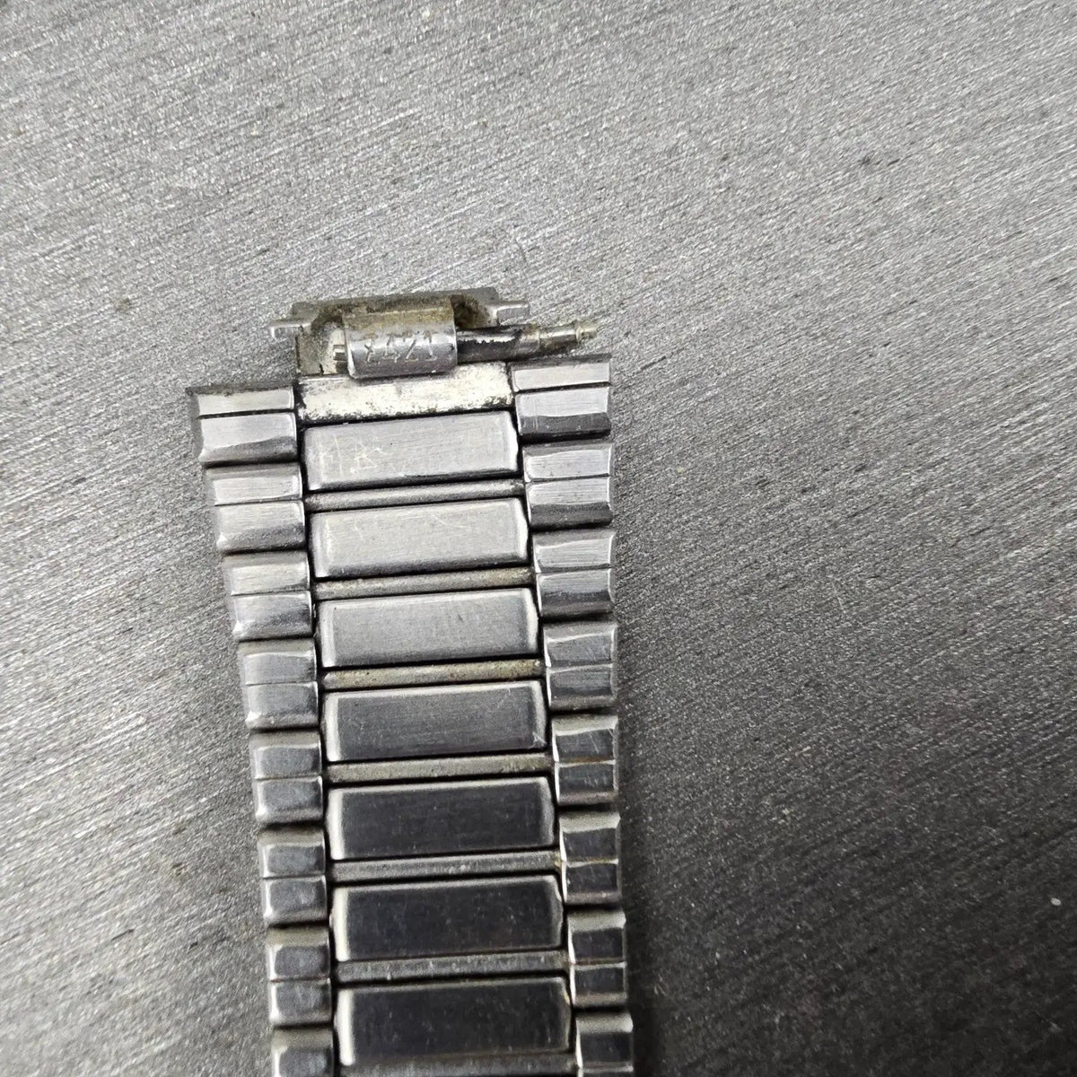 Seiko Bracelet 10mm Stainless Steel Gold Tone Vintage Japan Z42115