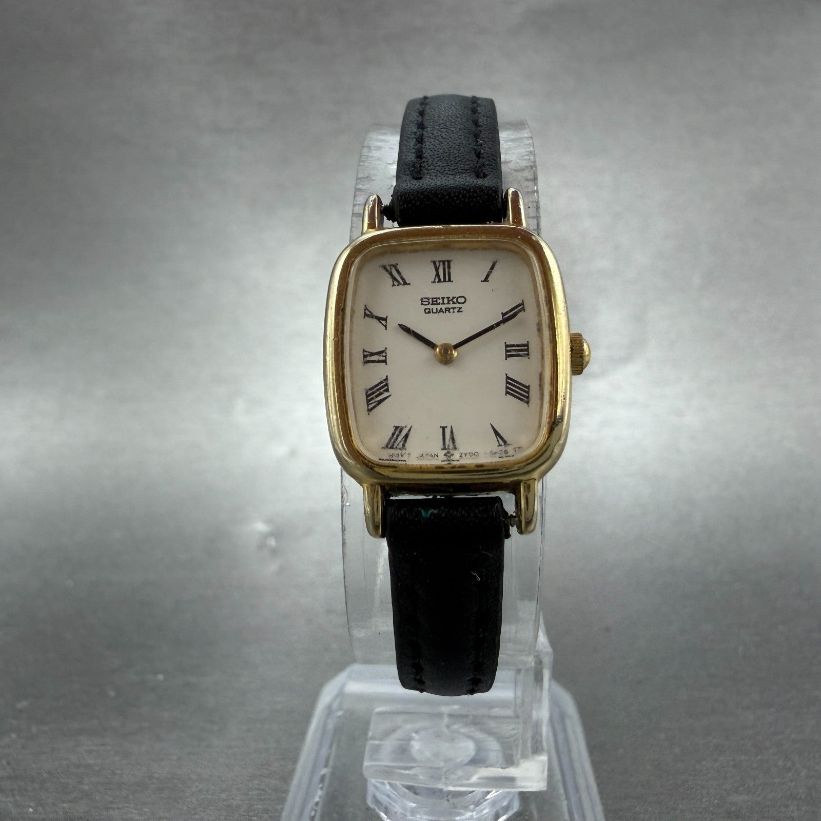 Seiko Watch Women 17mm White Dial Gold Tone Rectangle 2Y00-5A00 New Battery5