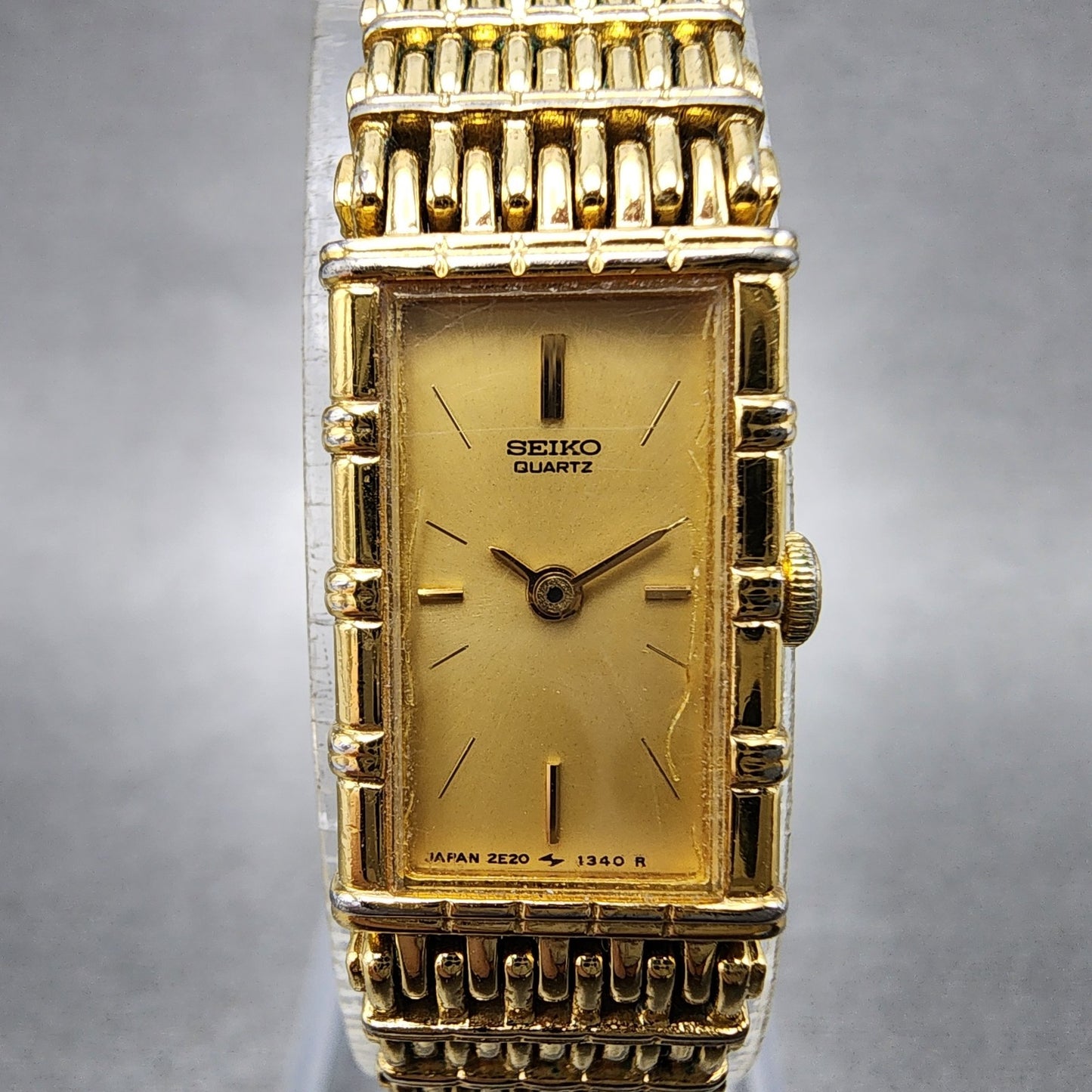 Seiko Tank Watch Women 12mm Champagne Dial Gold Tone 2e206109 New Battery1