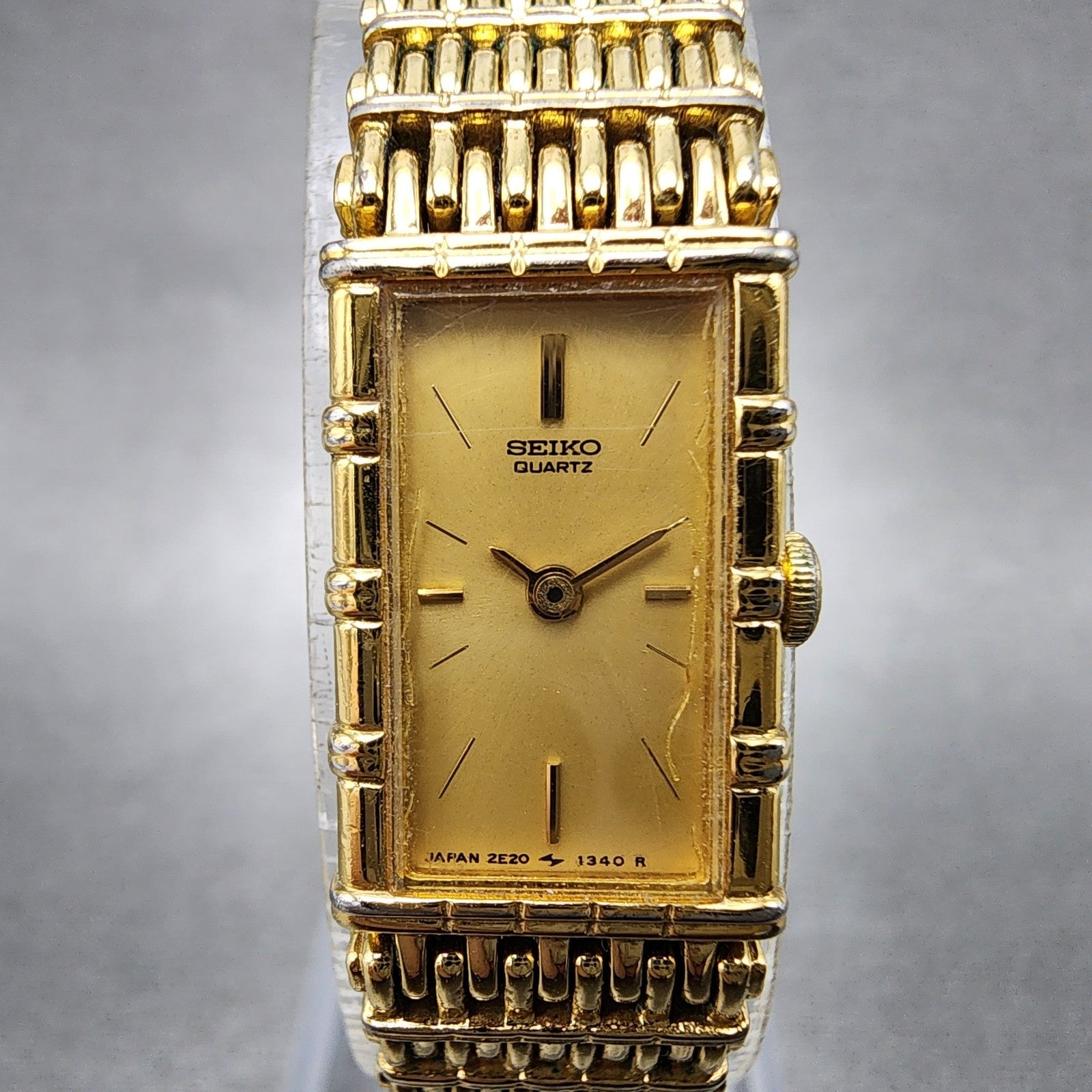 Seiko Tank Watch Women 12mm Champagne Dial Gold Tone 2e206109 New Battery1