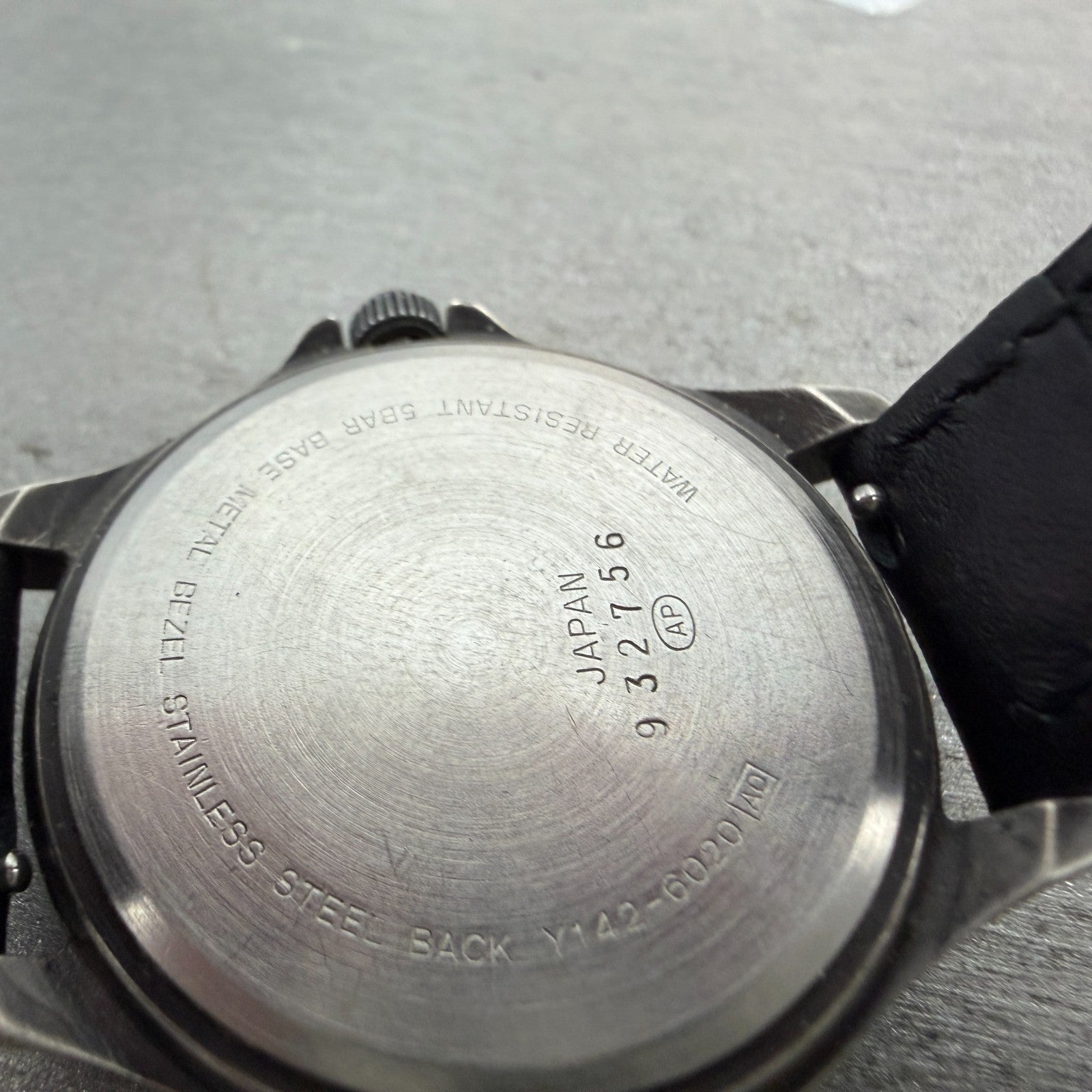 ALBA Field Gear Watch Men 34mm Black Dial Gray Tone Date Round New Battery9