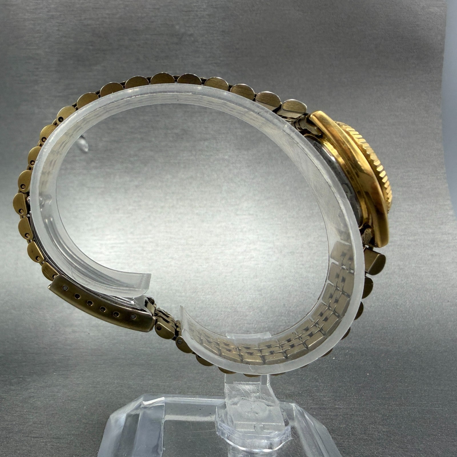 Seiko Watch Women 25mm Gold Dial Gold Tone Daydate Round 7N83-0041 New Battery S8