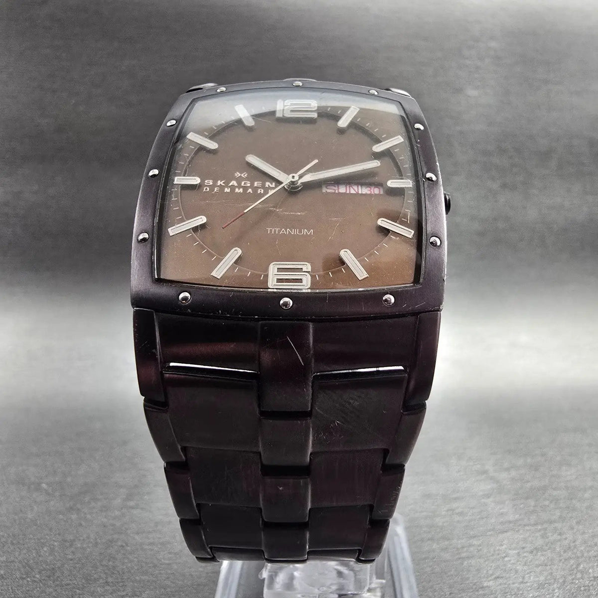 Skagen Watch Men 34mm Brown Dial Titanium Daydate Rectangle 396LTMXD New Battery5