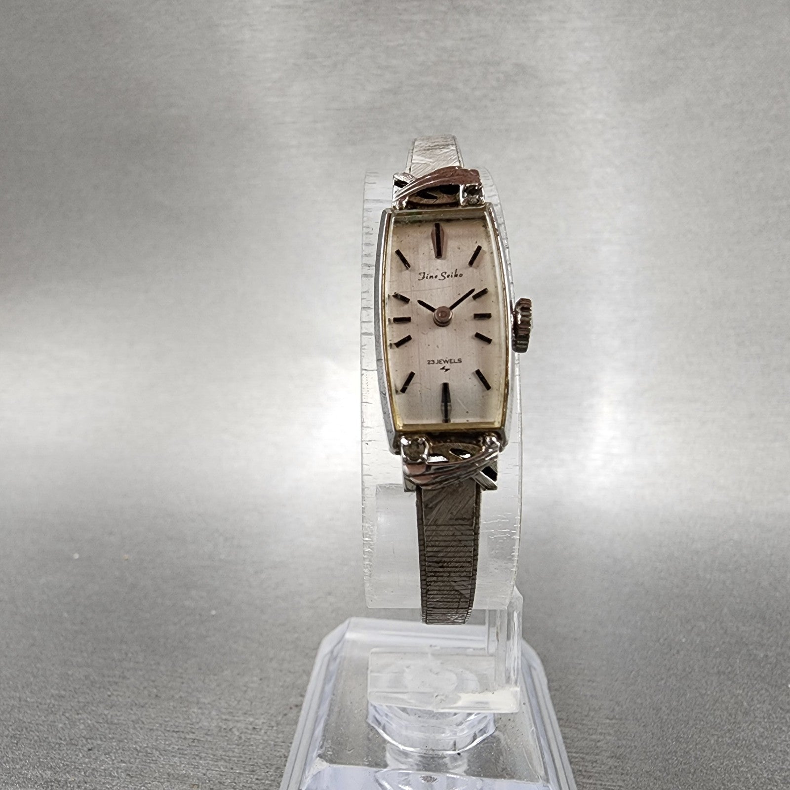 Seiko Fine Seiko Watch Women 12mm Silver Dial Silver Tone Manual 15203370 Runs5