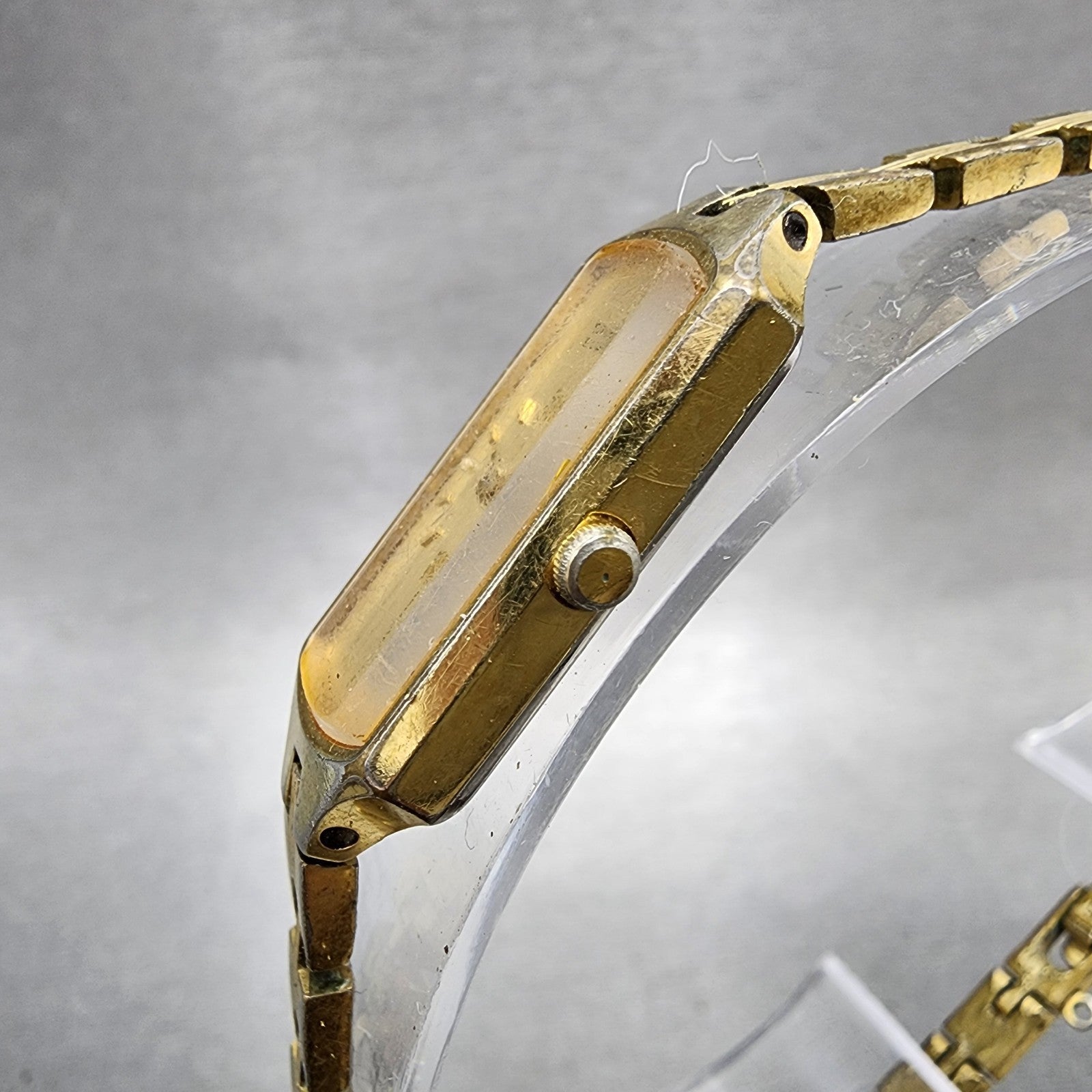 Seiko Watch Women 12mm Champagne Dial Gold Tone Rectangle 2E205179 New Battery2