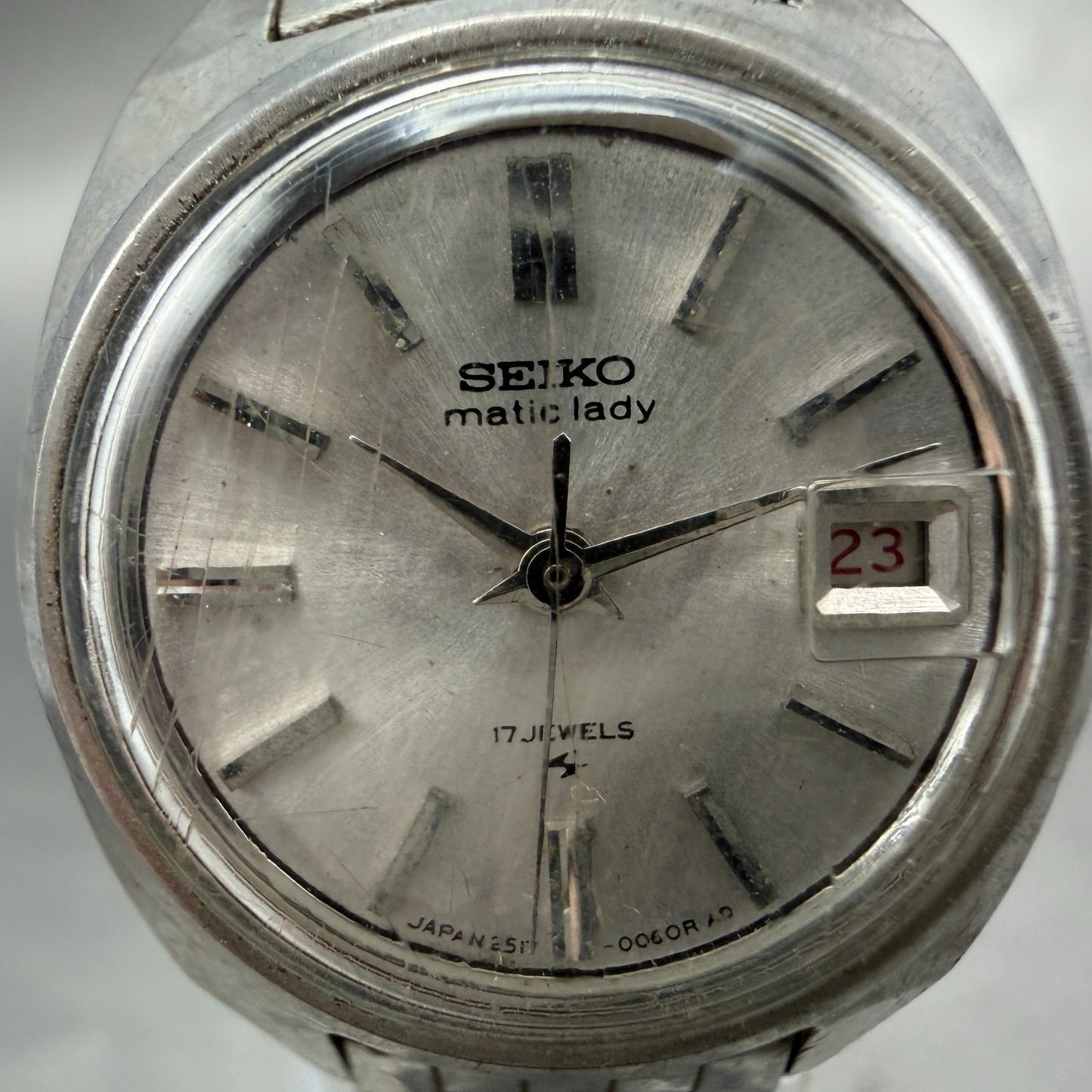 Seiko Maticlady Watch Women 23mm Silver Dial Silver Tone Date 2517-0211 Runs1