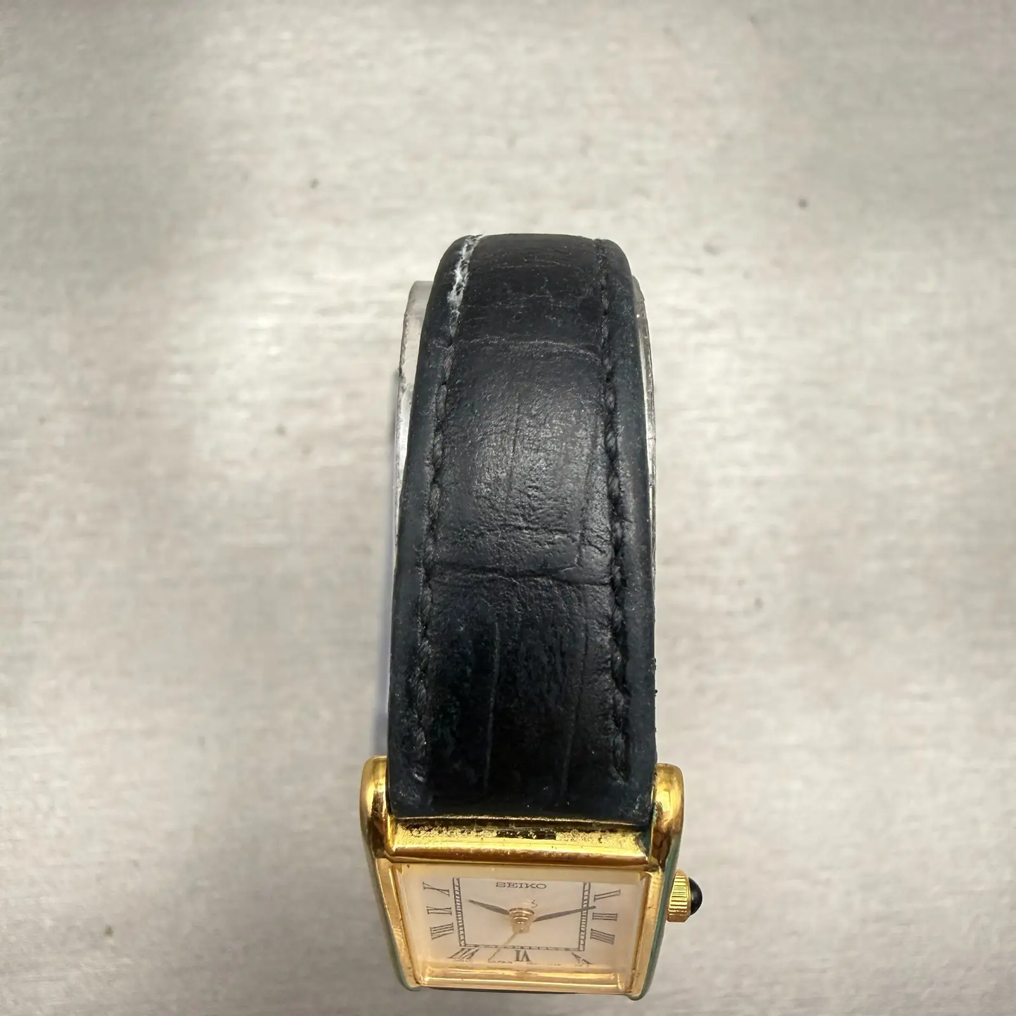 Seiko Watch Women 18mm White Dial Gold Tone Rectangle 1N01-5G40 New Battery VTG4
