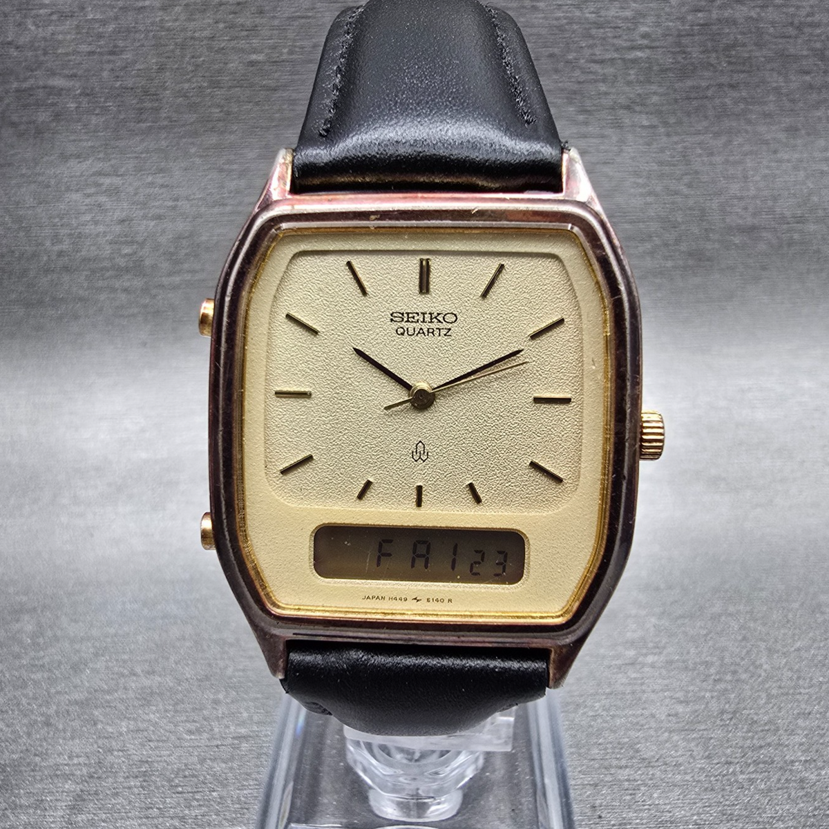 Seiko Watch Men 29mm Champagne Dial Gold Tone Alarm Chrono H449-5130 New Battery0