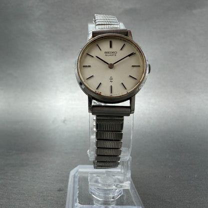 Seiko Watch Women 24mm White Dial Silver Tone Round 43-0070 New Battery Vintage5