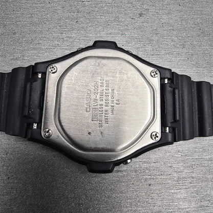 Casio Illuminator LW-202H Watch Women 39mm Black Silver Chono Alarm New Battery10
