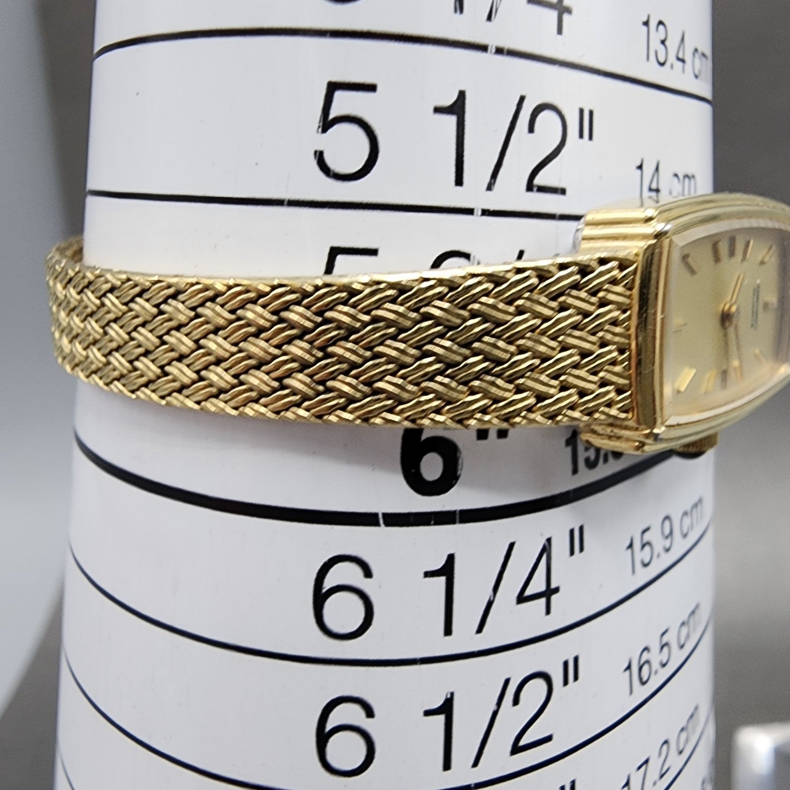 Seiko Tank Watch Women 14mm Champagne Dial Gold Tone 13205409 New Battery10