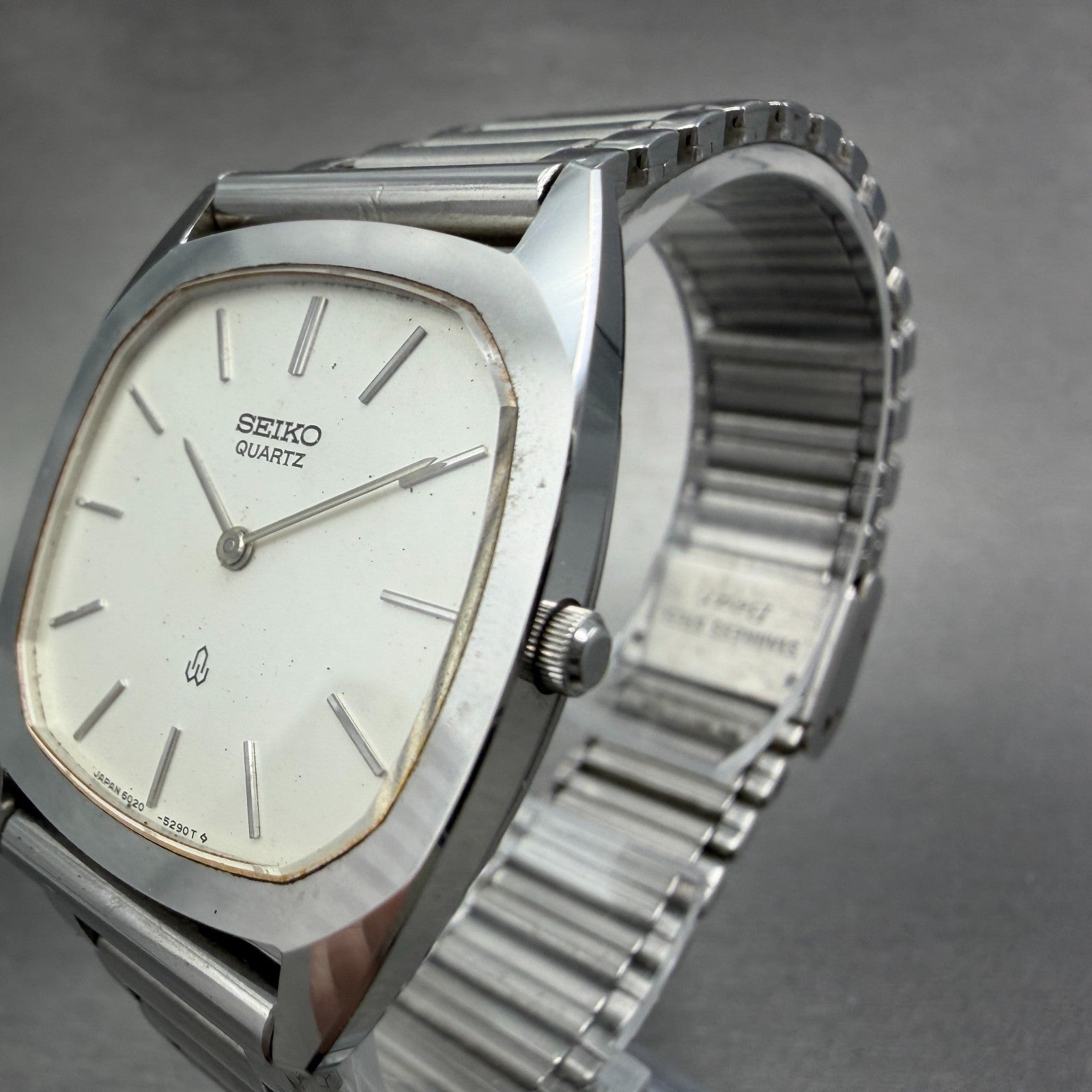 Seiko Watch Men 30mm Silver Dial Silver Tone Round 6020-5250 New Battery Vintage2