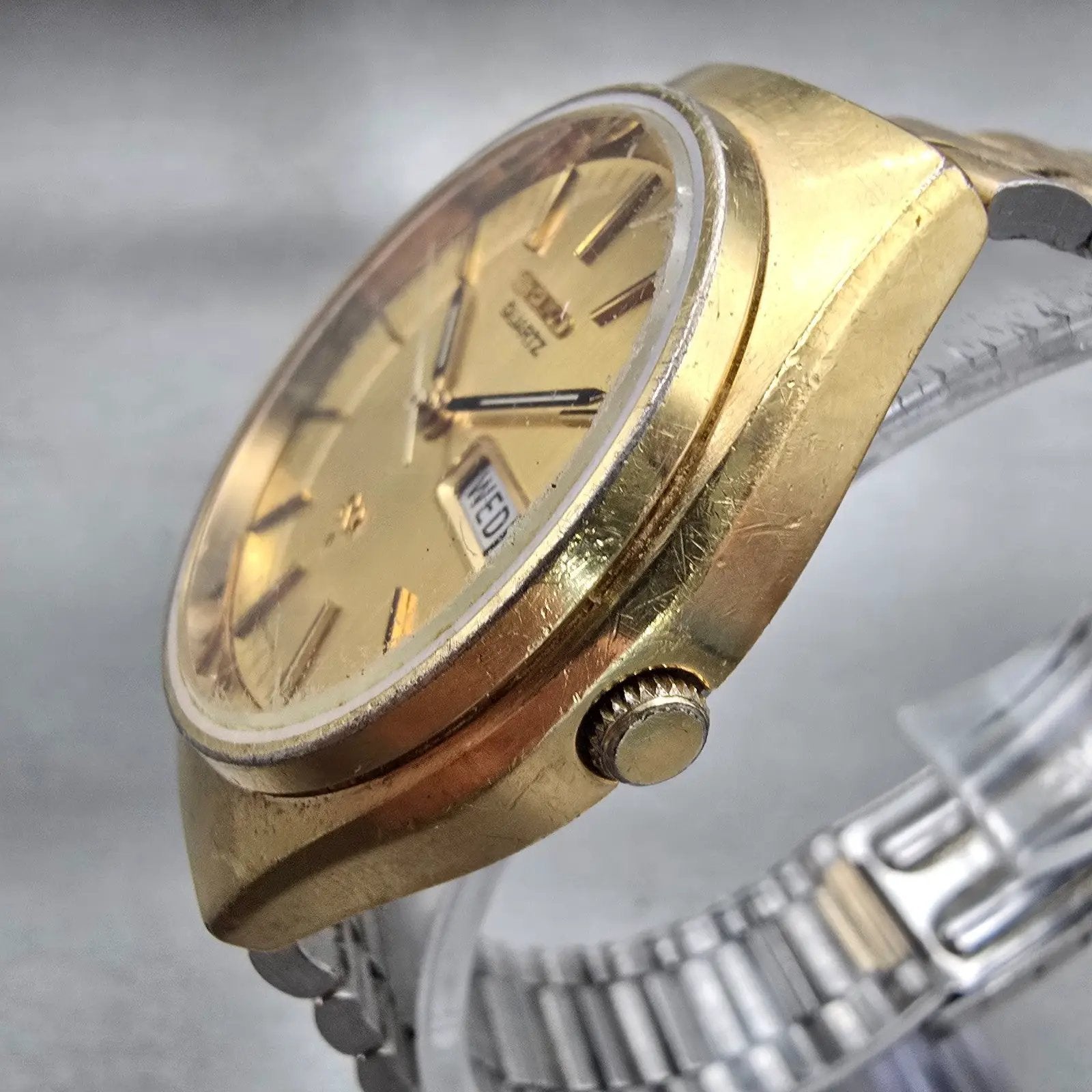 Seiko SQ Watch Men 36mm Gold Dial Gold Tone Daydate Round 7546-8450 New Battery2