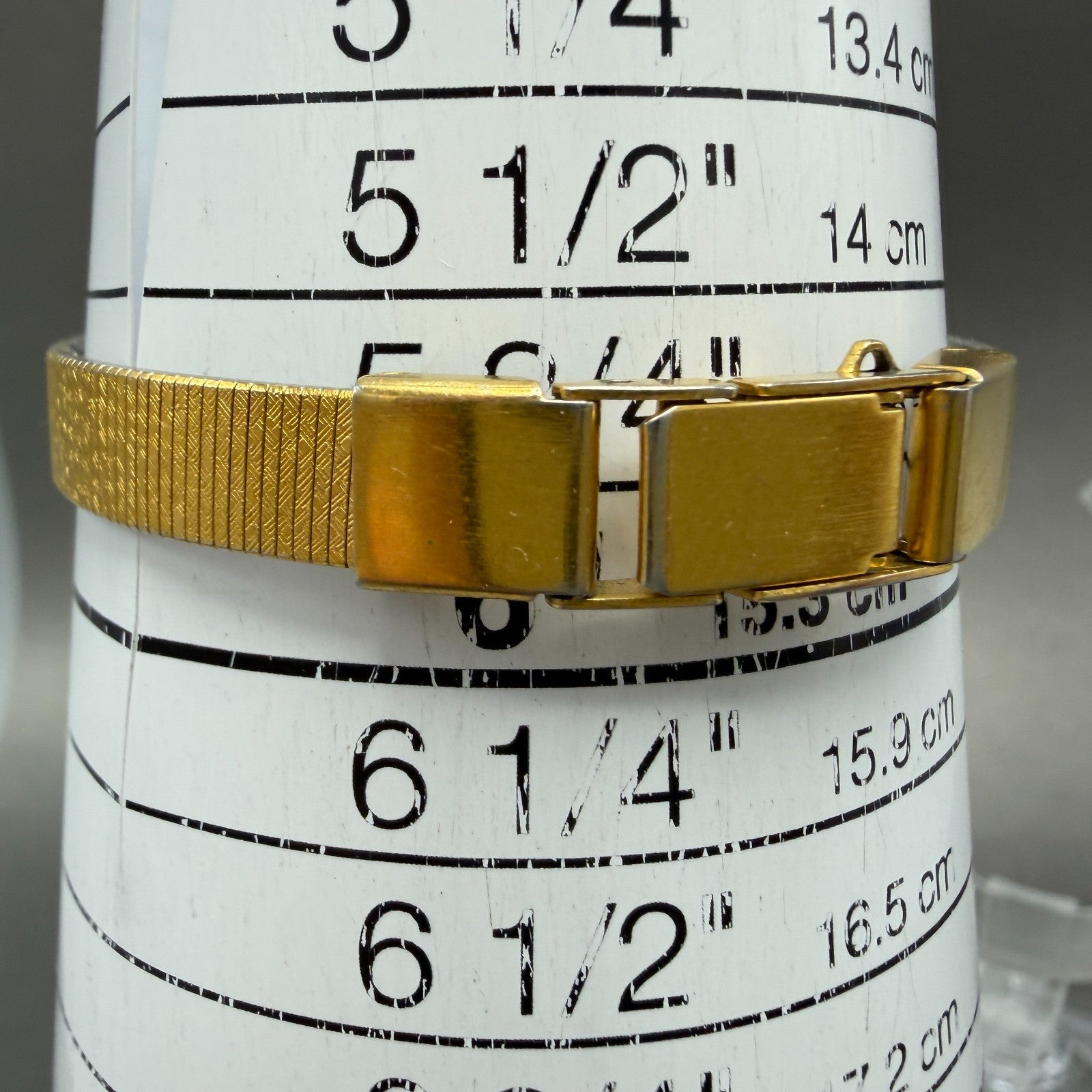 Citizen CQ Watch Women 19mm Champagne Dial Gold Tone Round 4031-S02295 New Batt10
