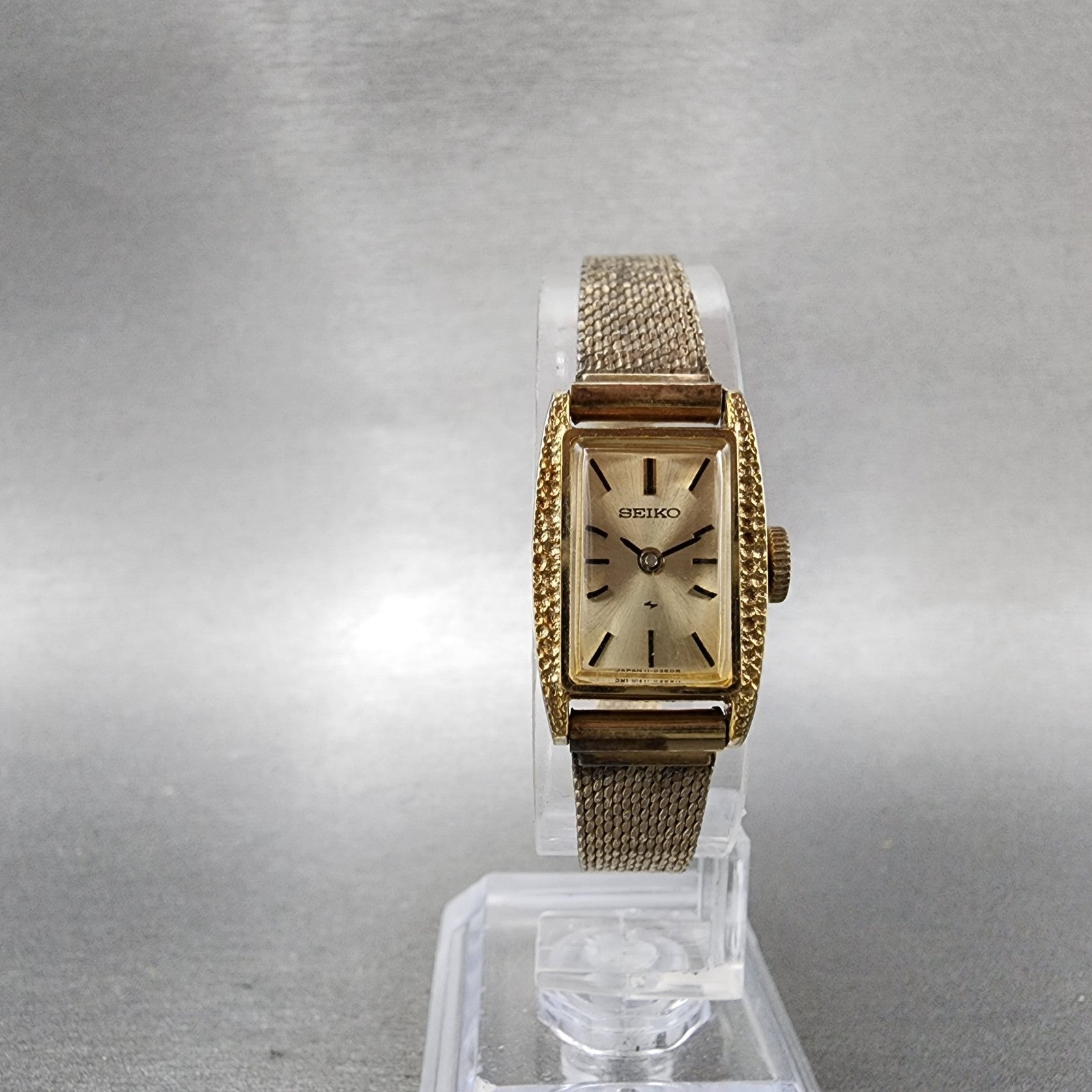 Seiko Tank Watch Women 15mm Champagne Dial Gold Tone Manual 113189 Runs5